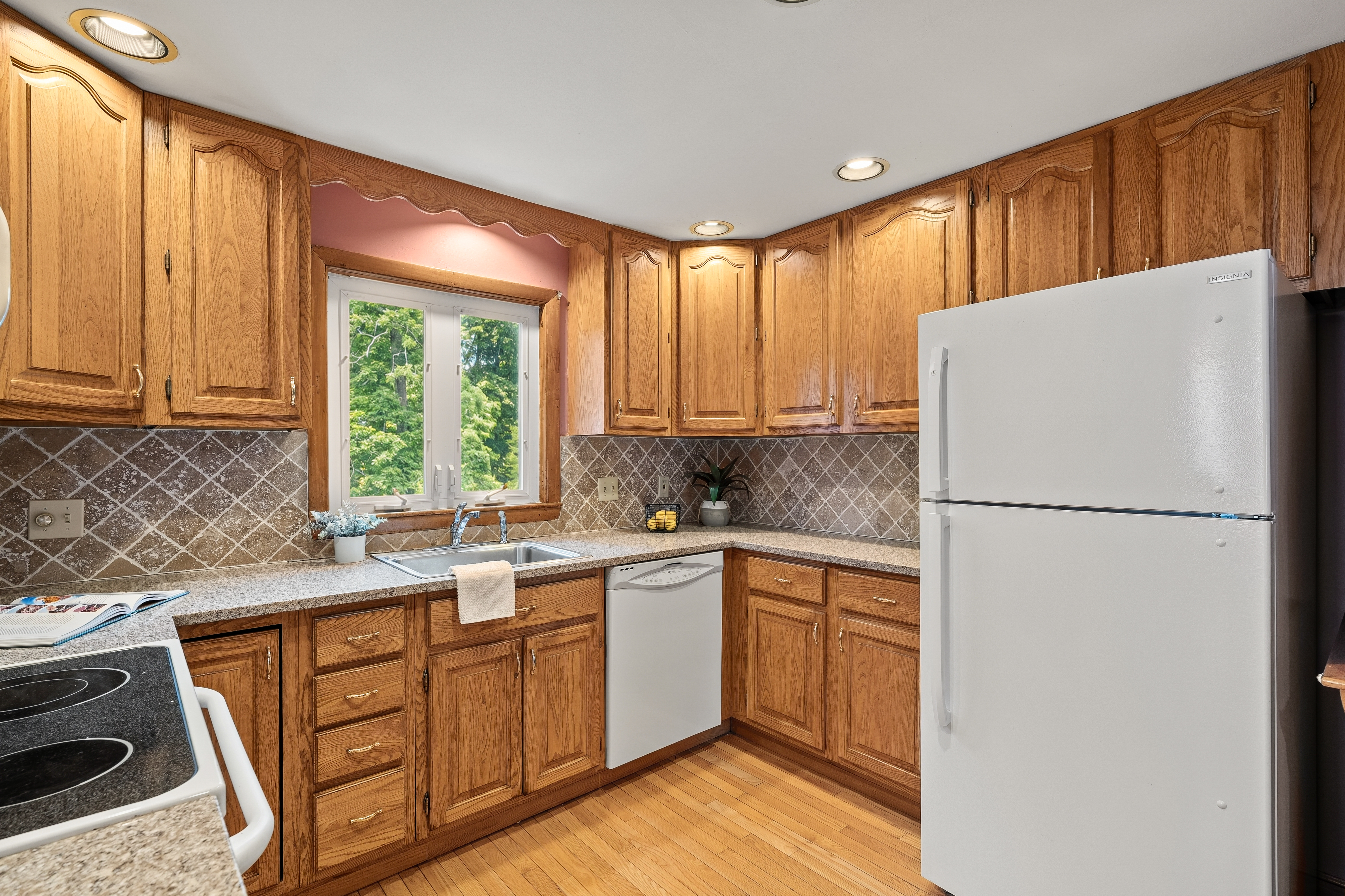  147 Oakland Avenue, Arlington, MA, 02476 - 物件實景