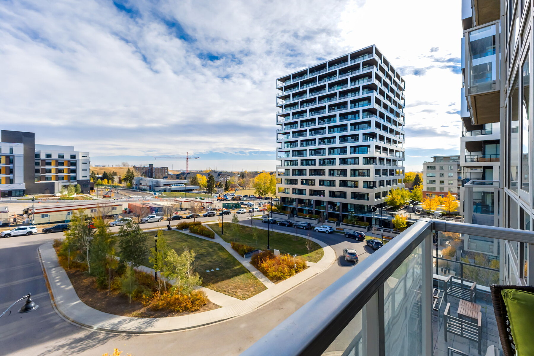  88 9 Street NE #403 - 物件實景