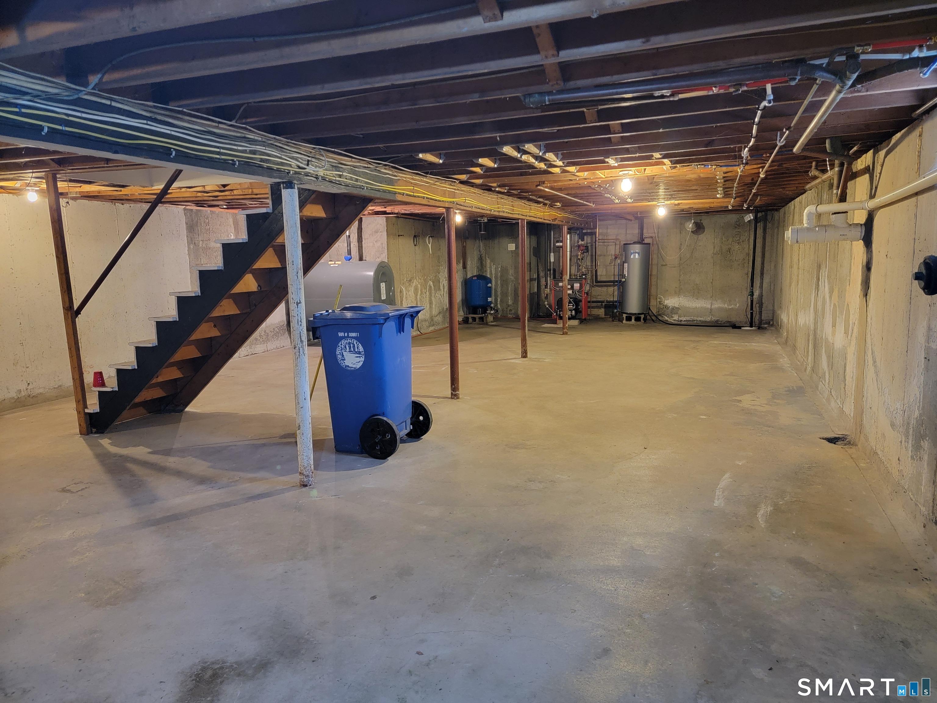 506, Connecticut, 06084, United States, 4 Bedrooms Bedrooms, ,3 BathroomsBathrooms,Residential,For Sale,2042879