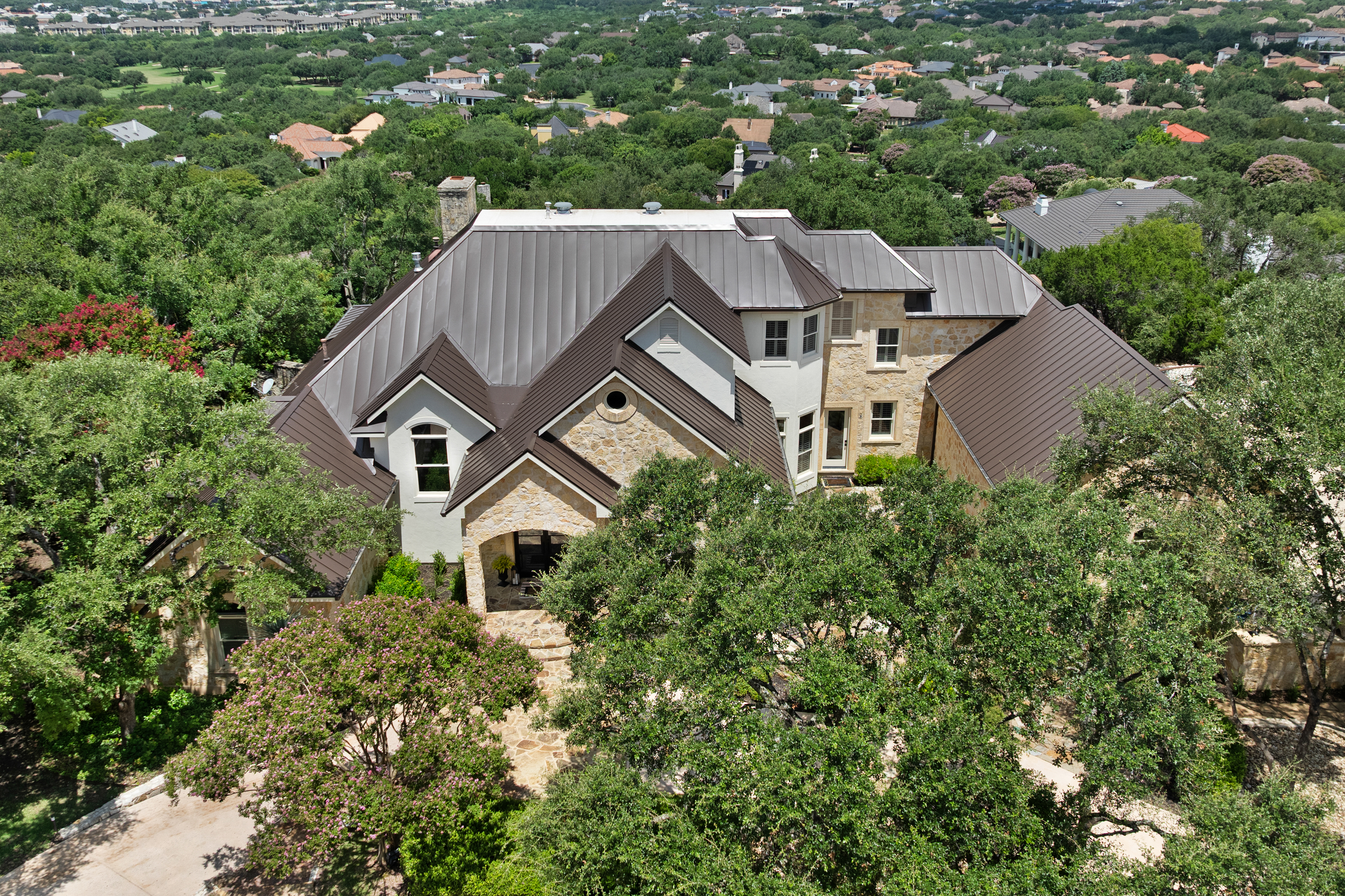  Luxury Living on Nearly an Acre in The Dominion - 物件實景