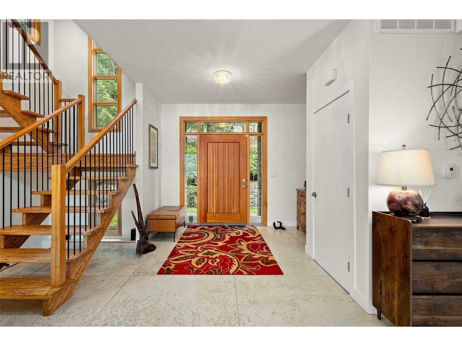 LAKE COUNTRY, British Columbia, V4V 1B3, CA, 5 Bedrooms Bedrooms, ,4 BathroomsBathrooms,Residential,For Sale,1838112
