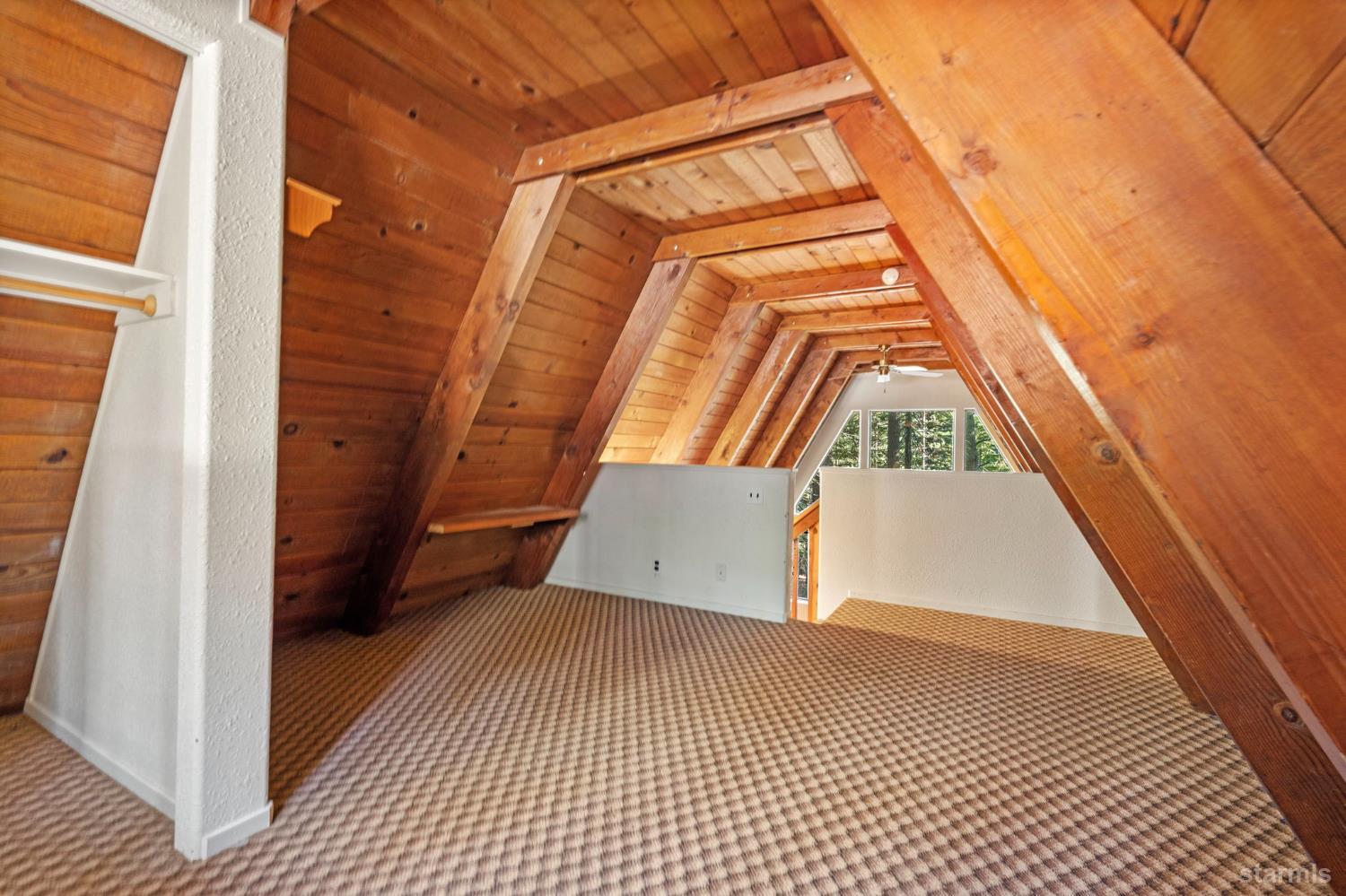 South Lake Tahoe, California, 96150, United States, 2 Bedrooms Bedrooms, ,1 BathroomBathrooms,Residential,For Sale,1999589