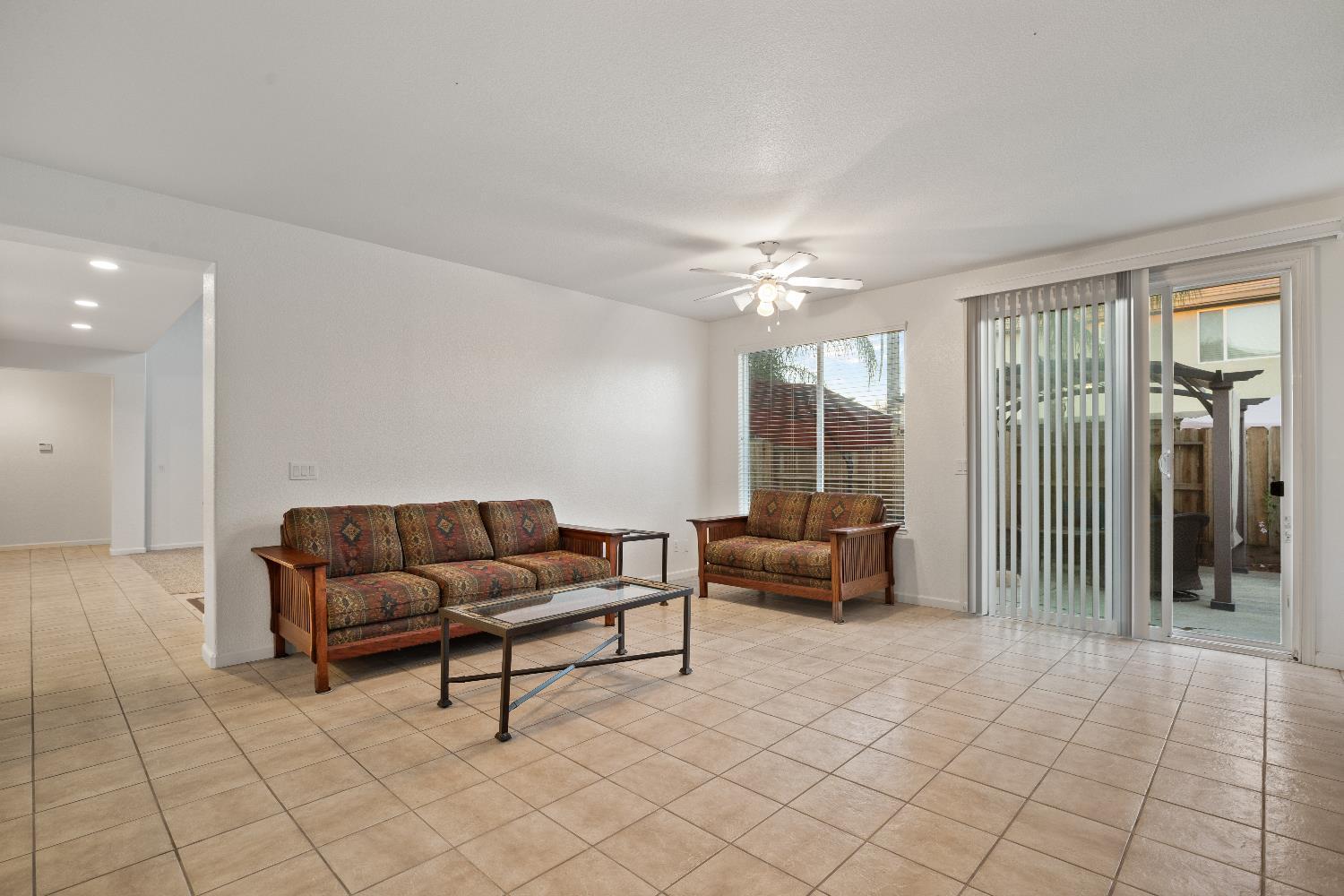 Riverbank, California, 95367, United States, 4 Bedrooms Bedrooms, ,3 BathroomsBathrooms,Residential,For Sale,1974513