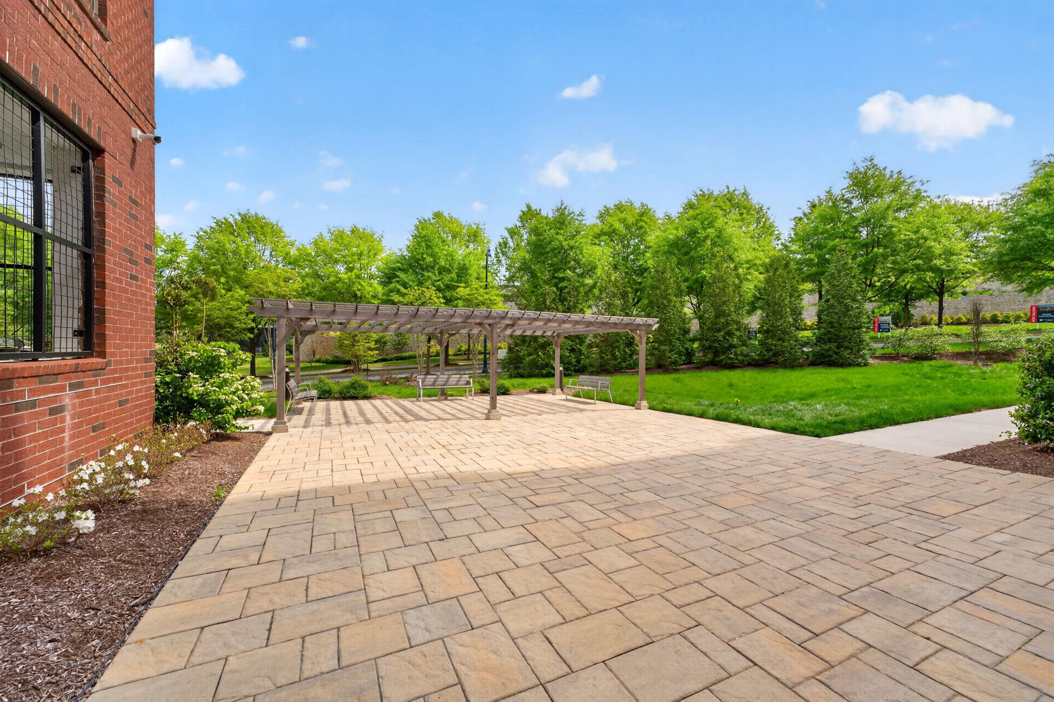  102 Saint Ives Place, Oxon Hill, MD, 20745 - 物件實景