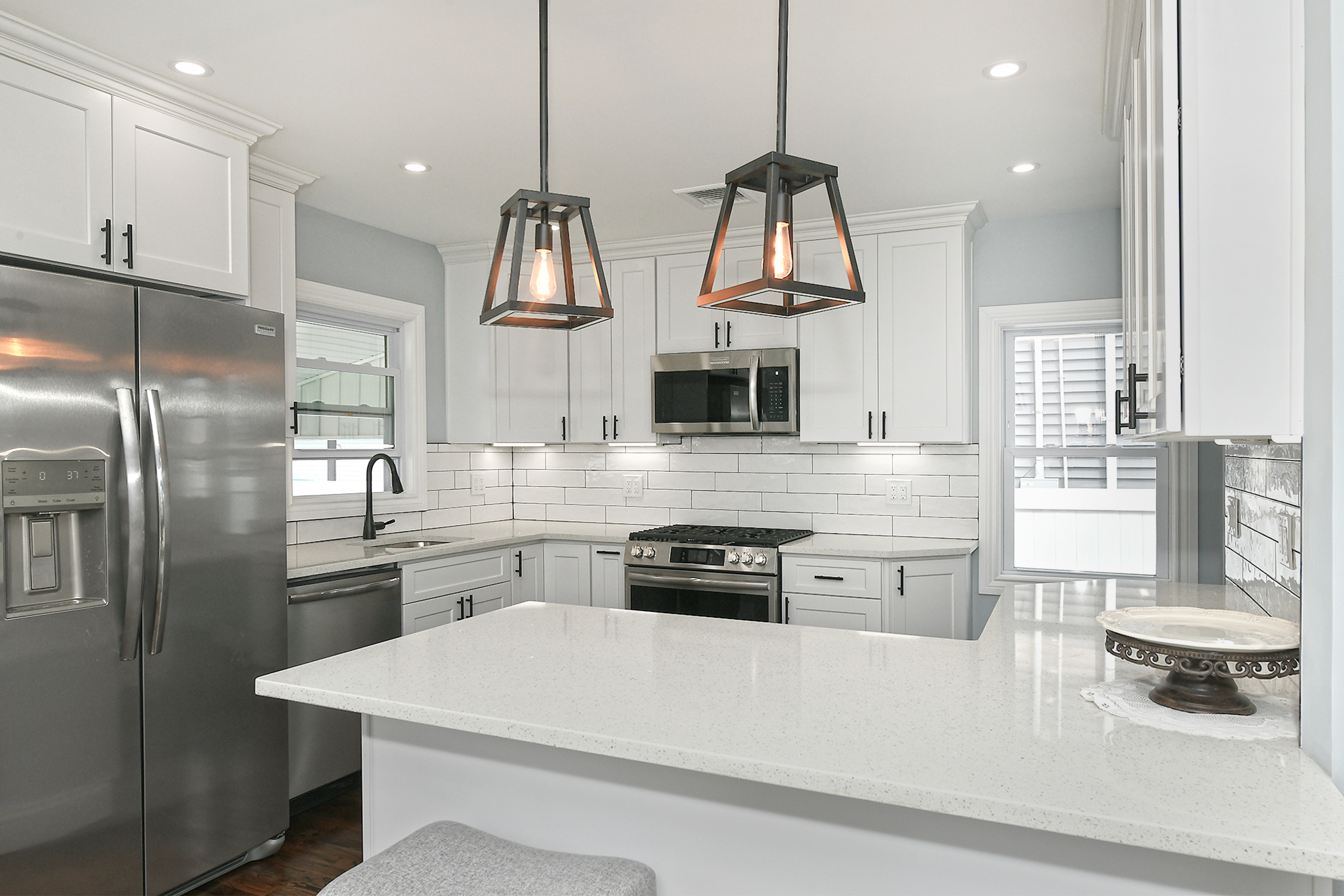 Farmingdale, New York, 11735, United States, 3 Bedrooms Bedrooms, ,2 BathroomsBathrooms,Residential,For Sale,1928376