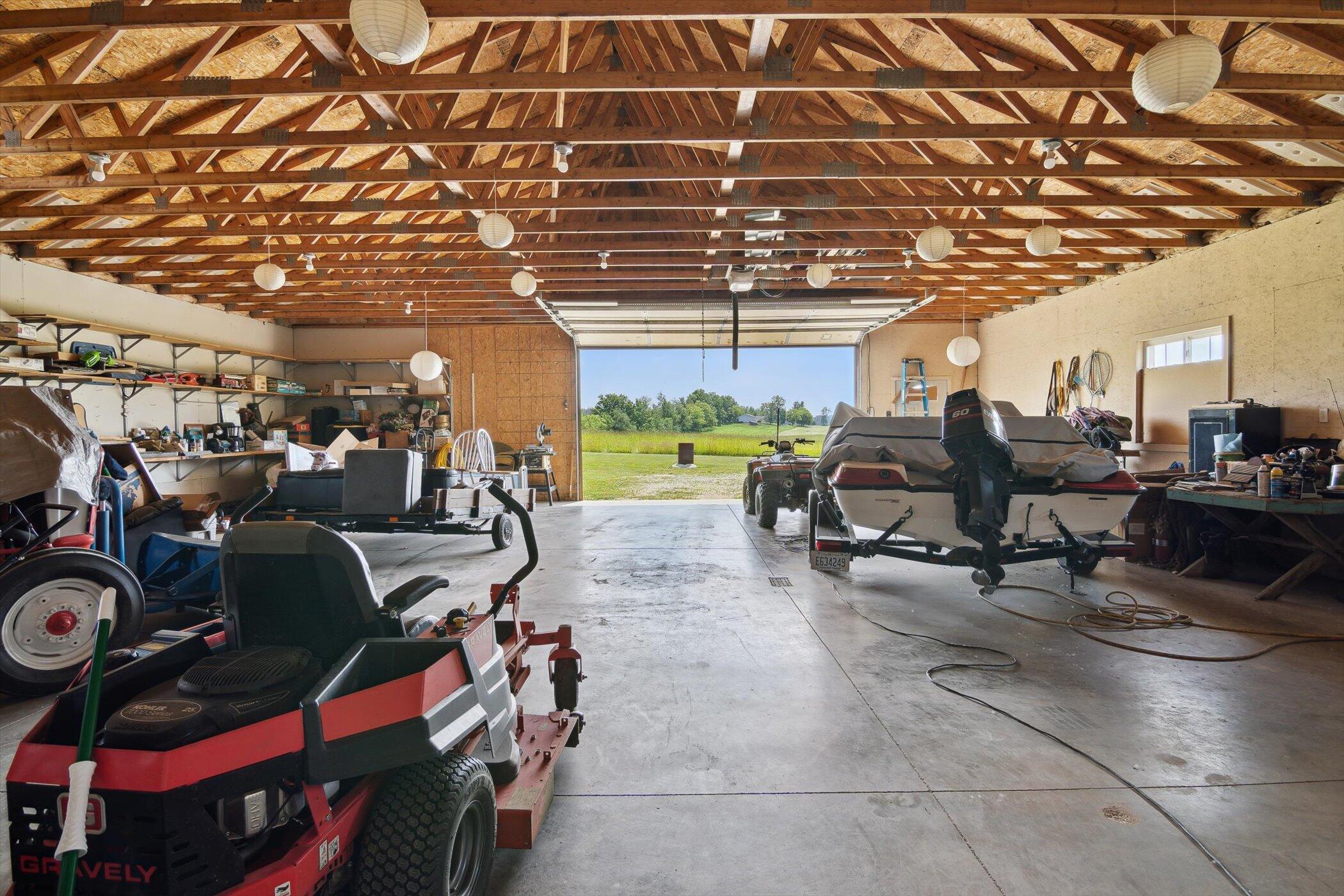 Hillsdale, Michigan, 49242, United States, 6 Bedrooms Bedrooms, ,4 BathroomsBathrooms,Residential,For Sale,1974672