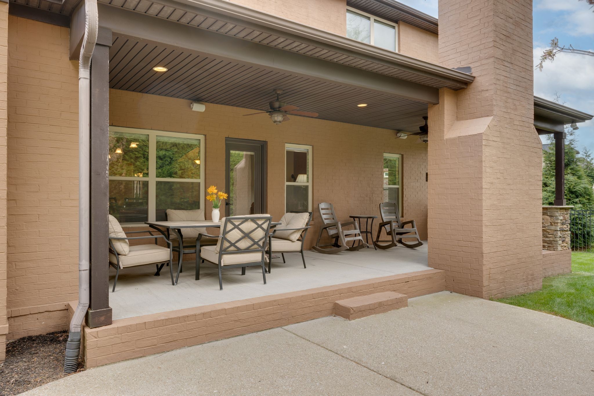  8050 Fenwick Ln, Spring Hill, TN, 37174 - 物件實景