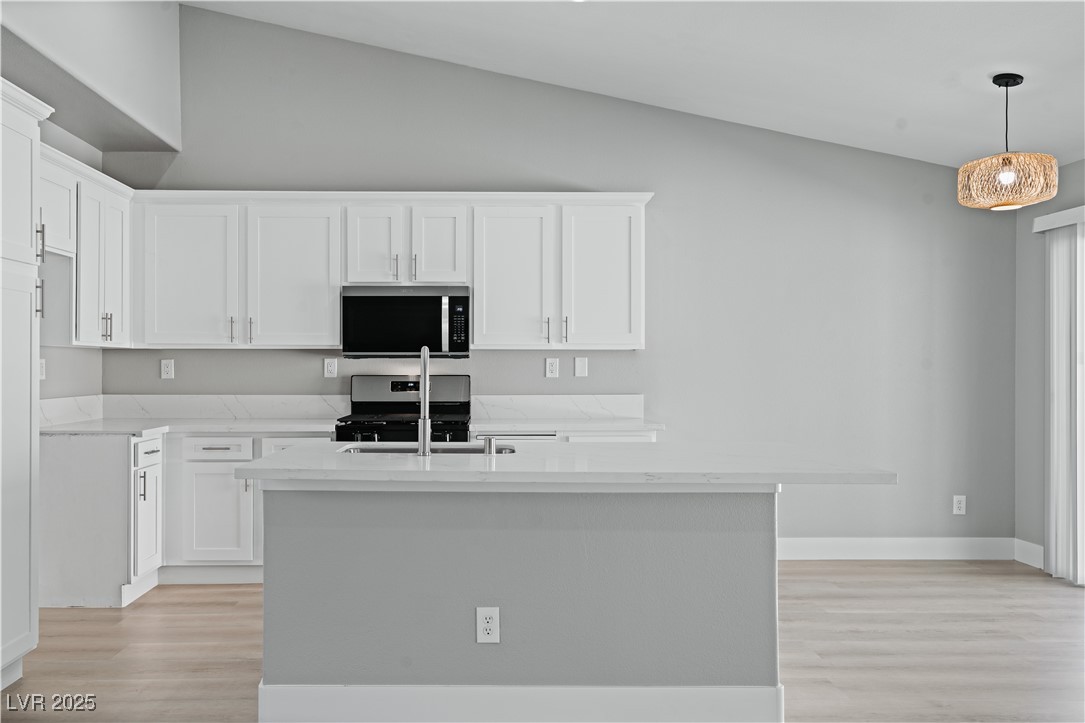 North Las Vegas, Nevada, 89031, United States, 4 Bedrooms Bedrooms, ,2 BathroomsBathrooms,Residential,For Sale,1947196