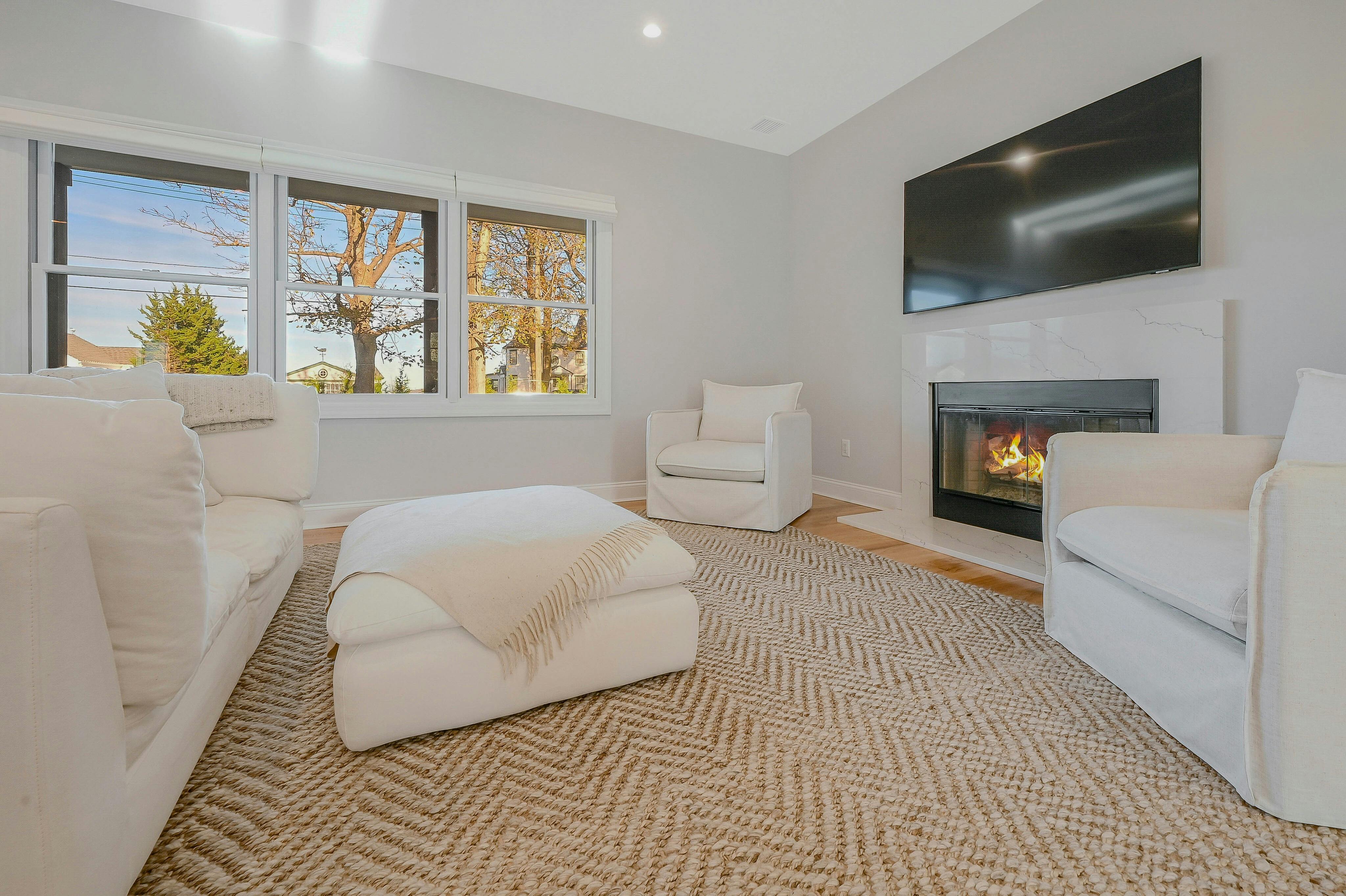 Greenport, New York, 11944, United States, 5 Bedrooms Bedrooms, ,4 BathroomsBathrooms,Residential,For Sale,1792351