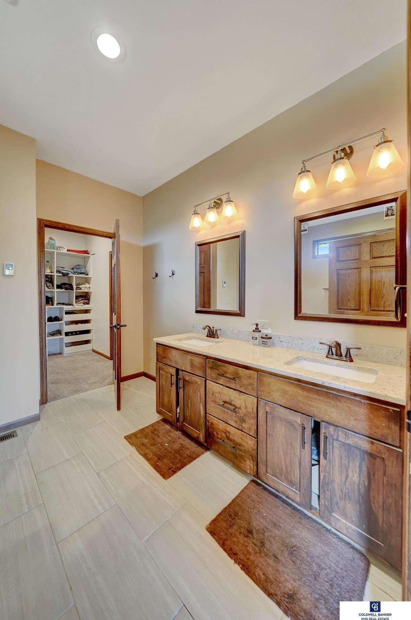 Garland, Nebraska, 68360-9322, United States, 4 Bedrooms Bedrooms, ,3 BathroomsBathrooms,Residential,For Sale,1898978