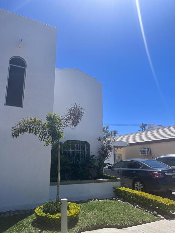 JULIO BERDEGUE, Mazatlán, Sinaloa, 82110, Mexico, 3 Bedrooms Bedrooms, ,2 BathroomsBathrooms,Residential,For Sale,JULIO BERDEGUE,1622368