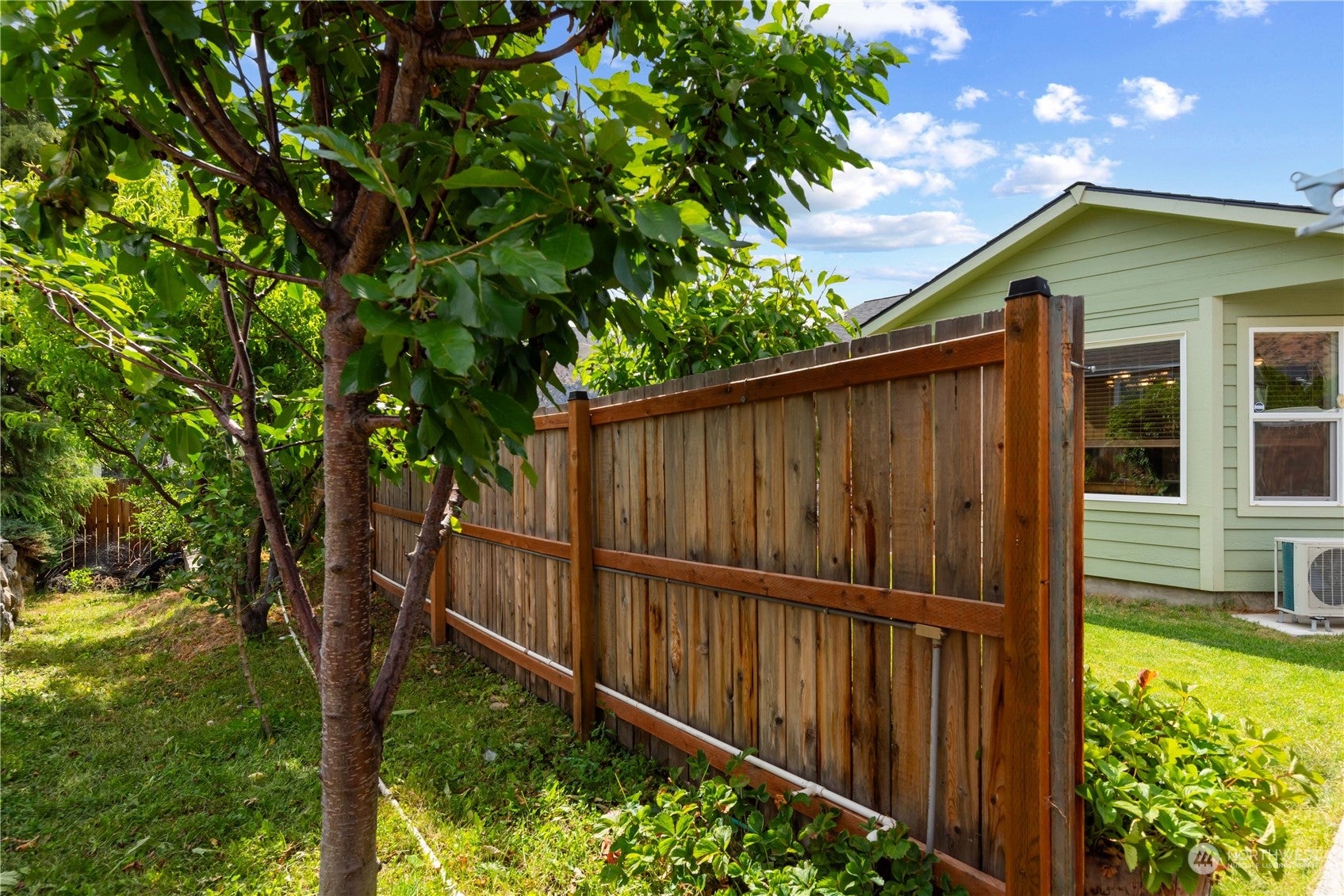 1010 Crest Loop, Entiat, Washington, 98822, United States, 3 Bedrooms Bedrooms, ,3 BathroomsBathrooms,Residential,For Sale,1010 Crest Loop,1592644