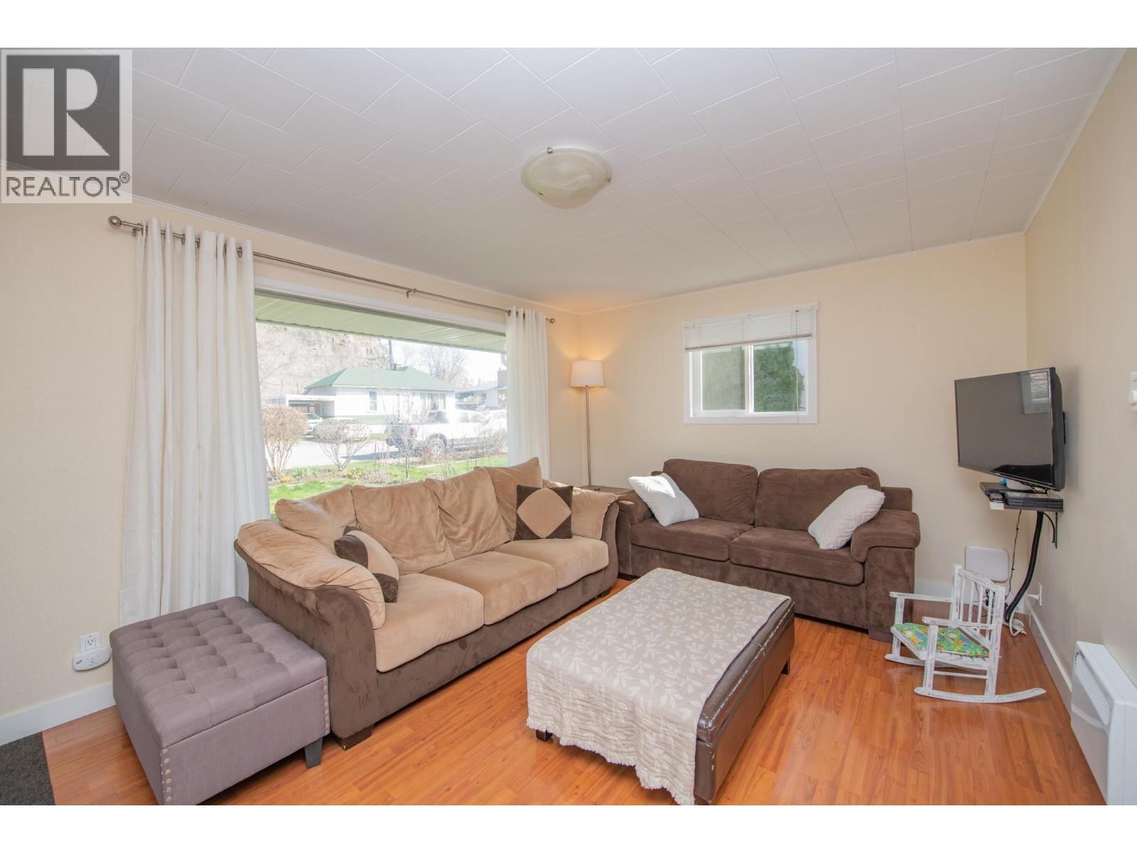 VERNON, British Columbia, V1T 1X5, CA, 2 Bedrooms Bedrooms, ,1 BathroomBathrooms,Residential,For Sale,1950987