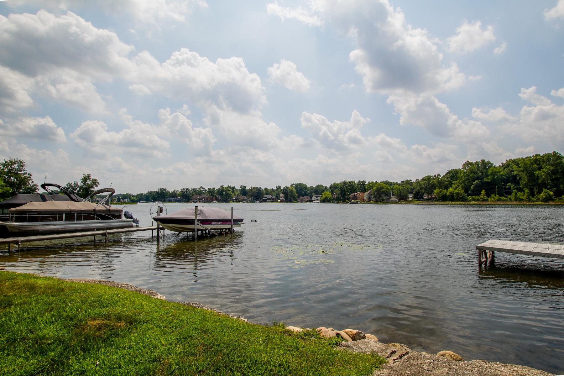  Commerce Twp - 物件實景