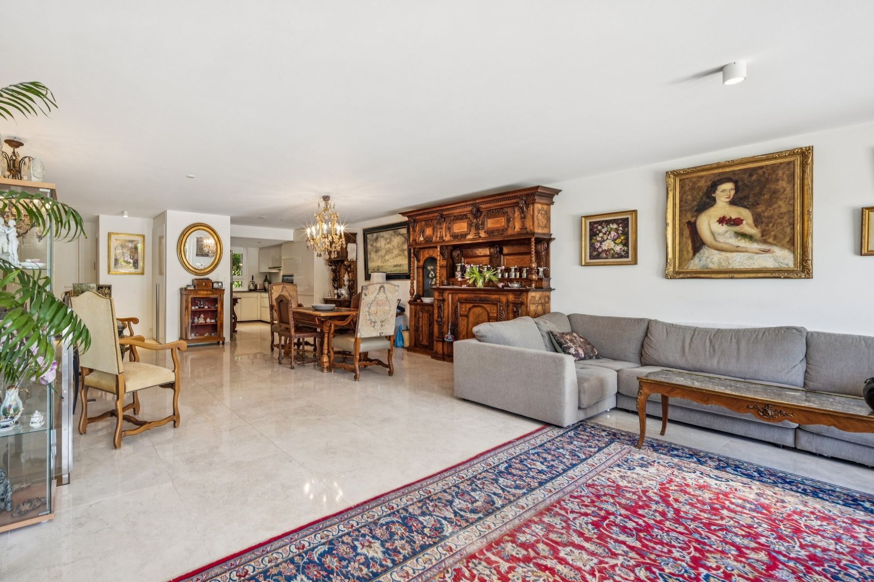  Magnificent villa-style duplex apartment - 物件實景