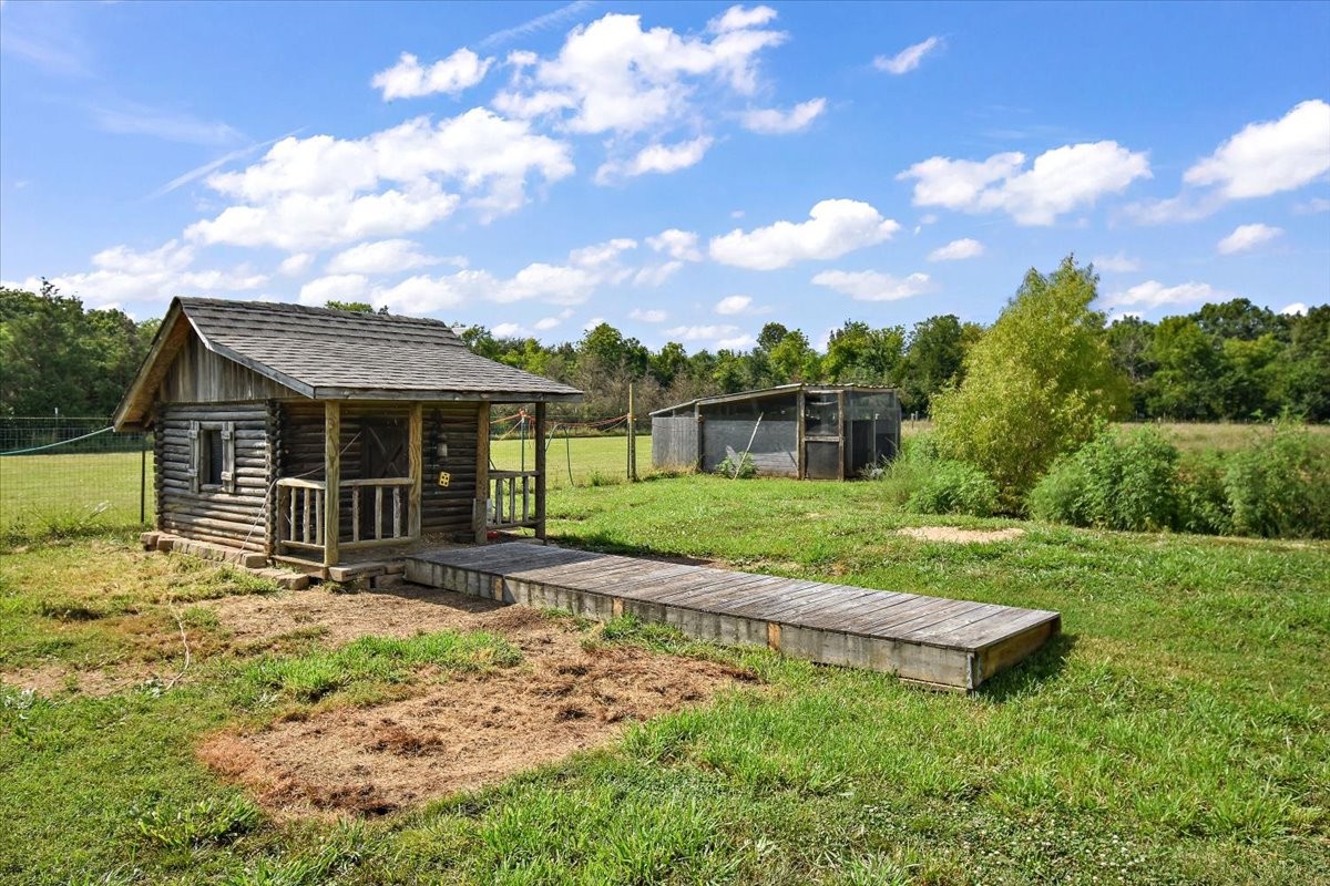 Readyville, Tennessee, 37149, United States, 3 Bedrooms Bedrooms, ,2 BathroomsBathrooms,Residential,For Sale,1903533