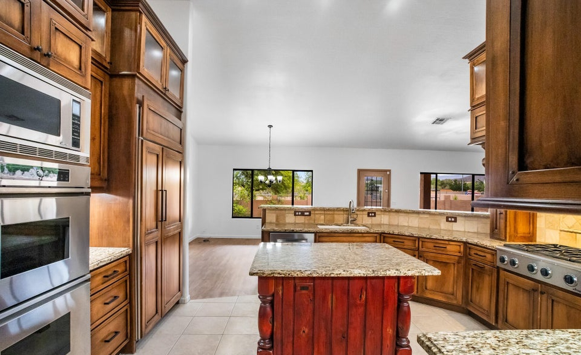  512 E Jordon Lane  Phoenix, AZ - 物件實景