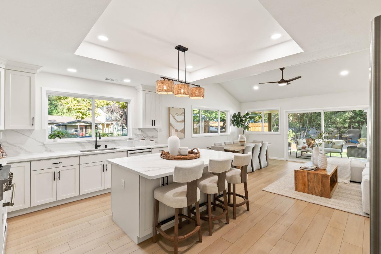 Redwood City, California, 94062, United States, 4 Bedrooms Bedrooms, ,4 BathroomsBathrooms,Residential,For Sale,1950985