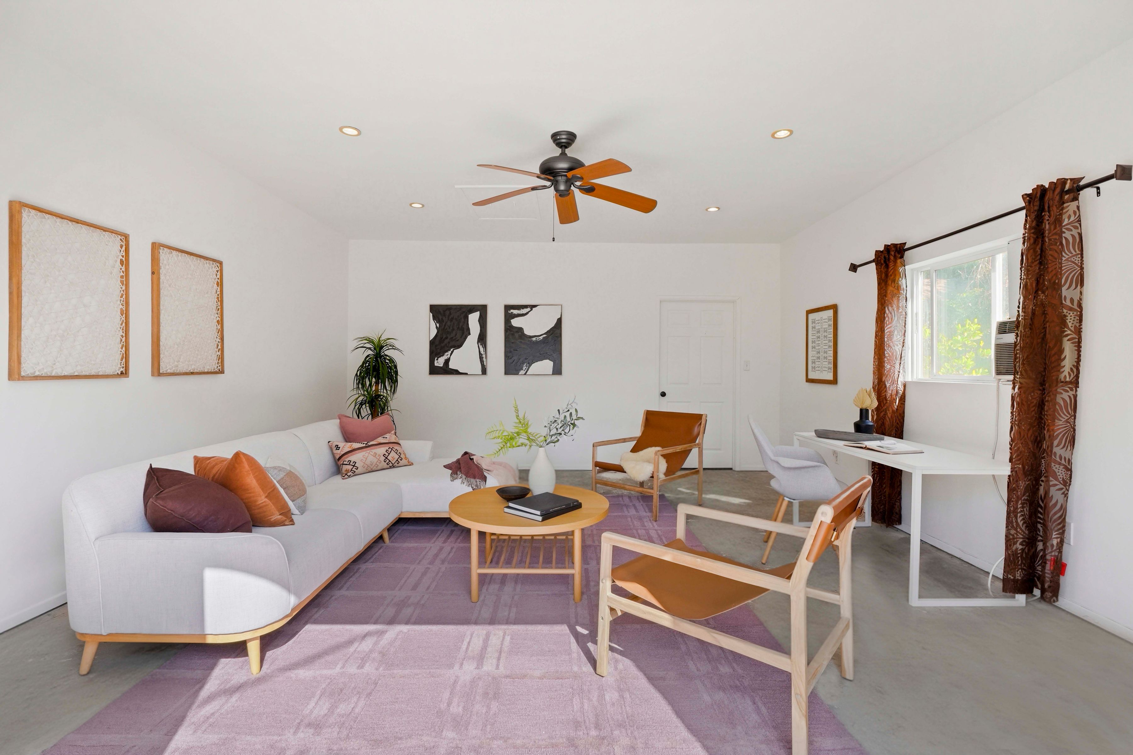  6506 Colbath Avenue - 物件實景