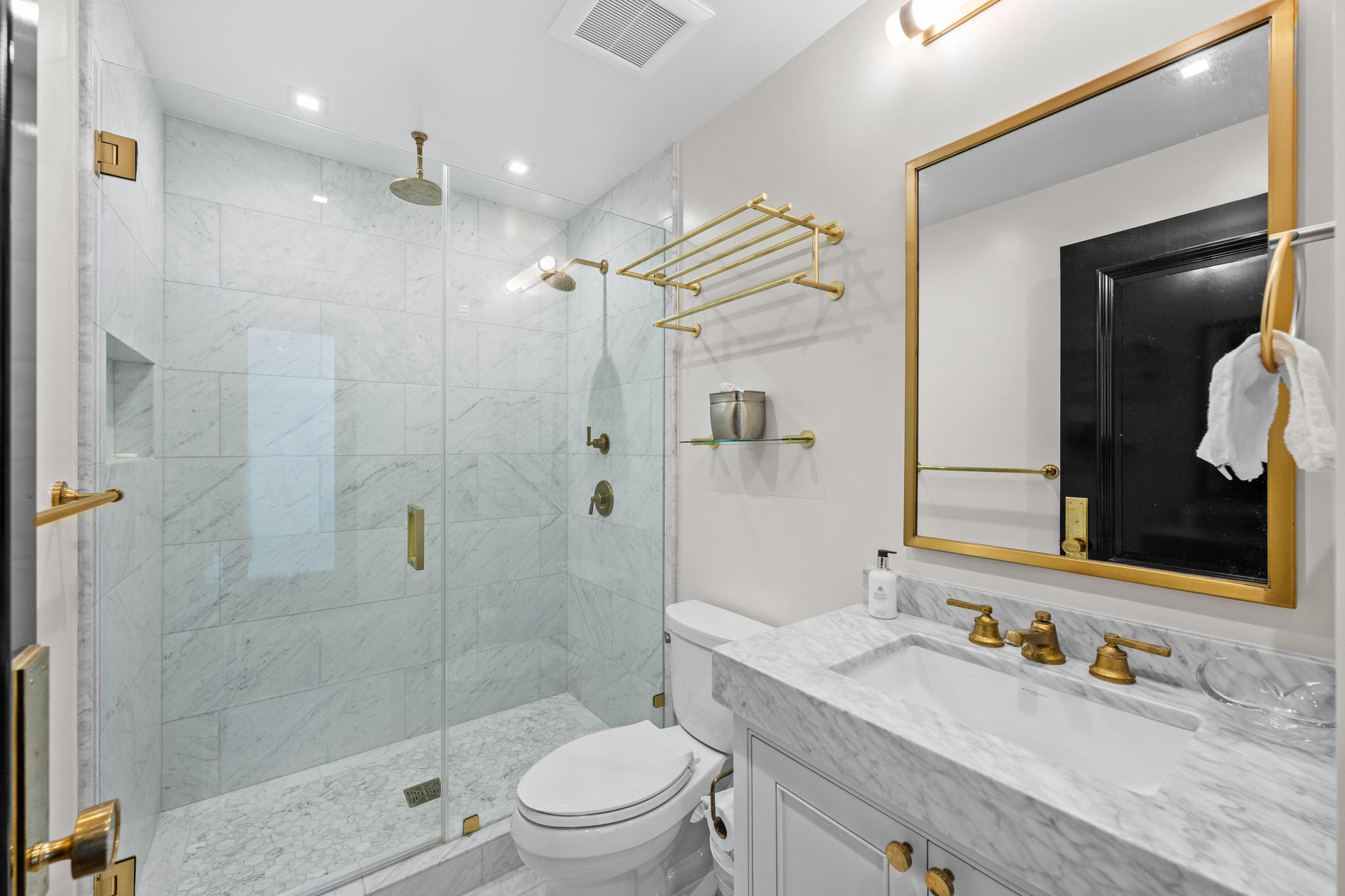  1524 Swann Street NW, Washington, DC, 20009 - 物件實景