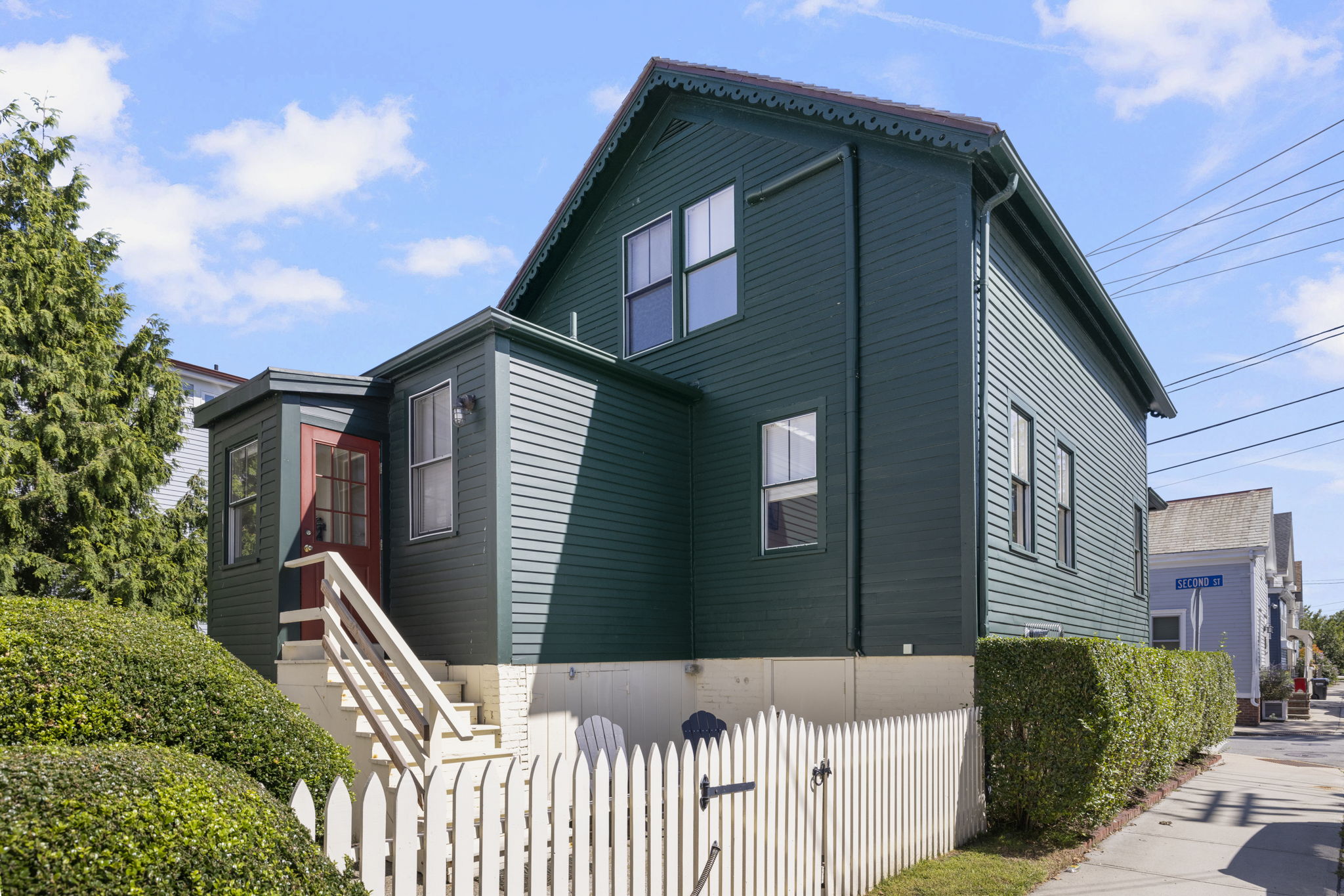  Timeless Newport Cottage in The Point - 物件實景