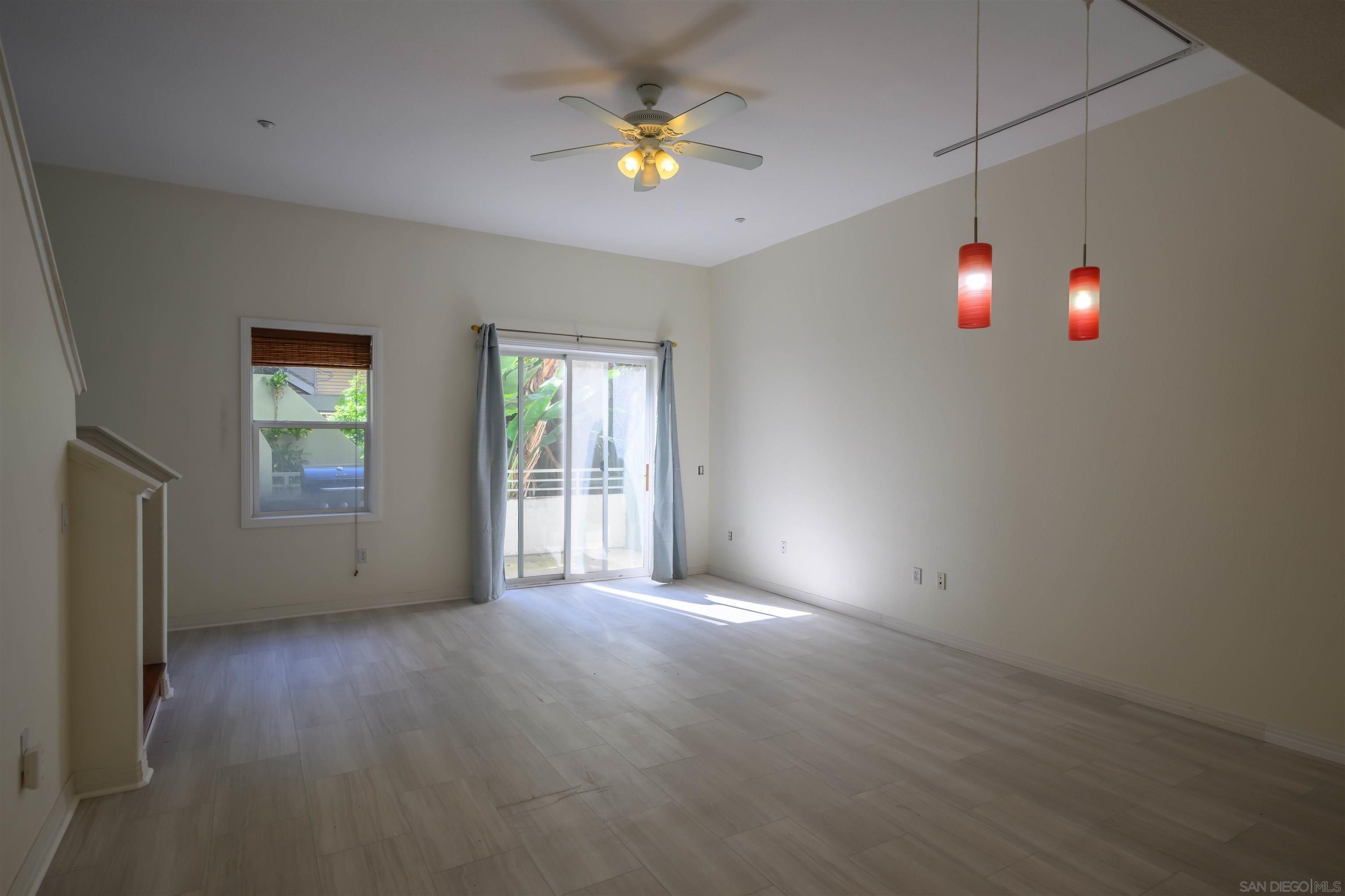 San Diego, California, 92101, United States, 2 Bedrooms Bedrooms, ,3 BathroomsBathrooms,Residential,For Sale,1713203