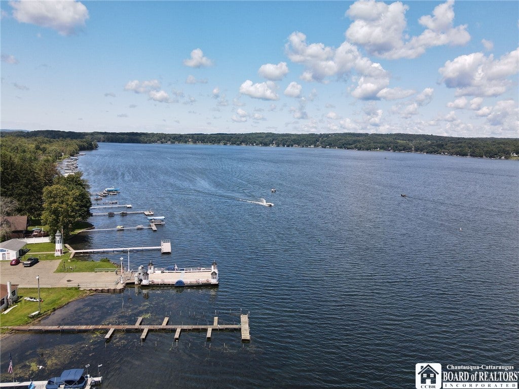 Bemus Point, New York, 14712, United States, 4 Bedrooms Bedrooms, ,5 BathroomsBathrooms,Residential,For Sale,2035252