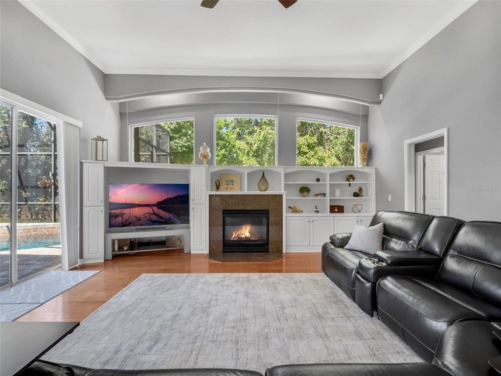 Orlando, Florida, 32819, United States, 5 Bedrooms Bedrooms, ,4 BathroomsBathrooms,Residential,For Sale,1934646
