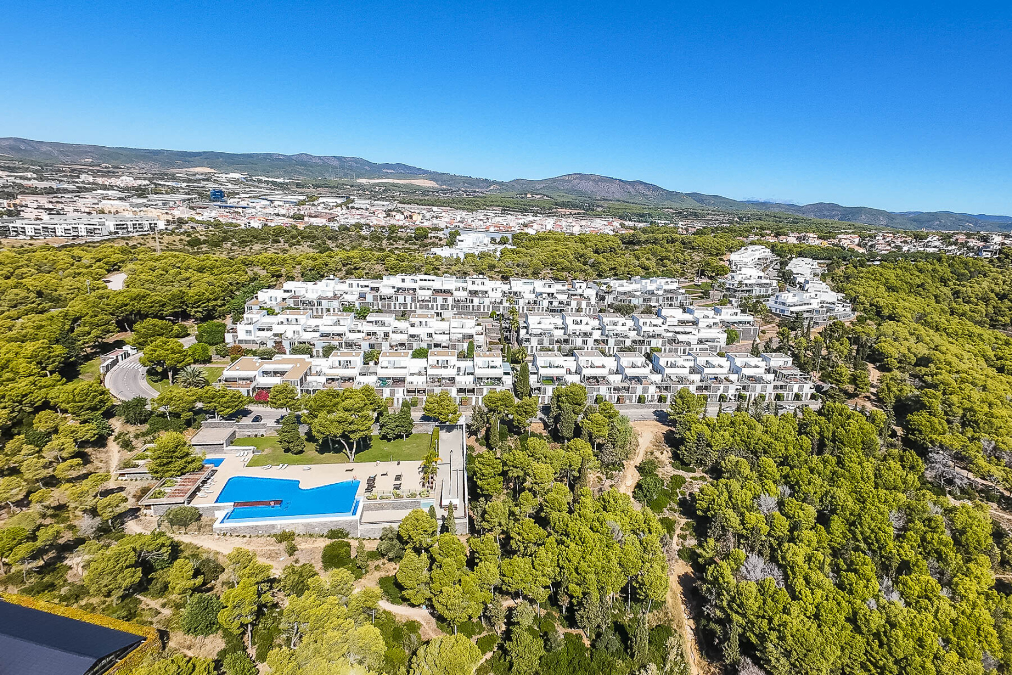  Duplex with a spectacular terrace/garden in Casas del Mar 5 minutes from Sitges. - 物件實景