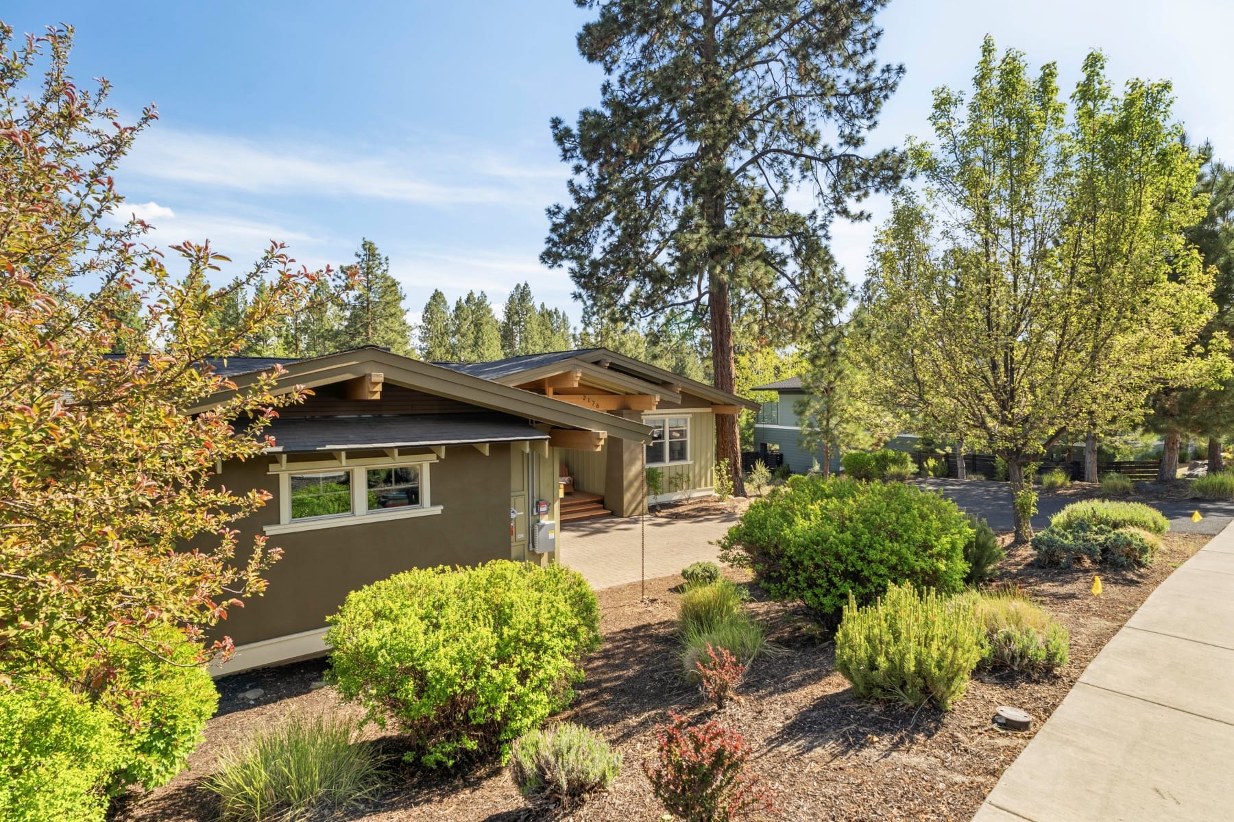  2176 NW Lolo Drive Bend, OR 97703 - 物件實景
