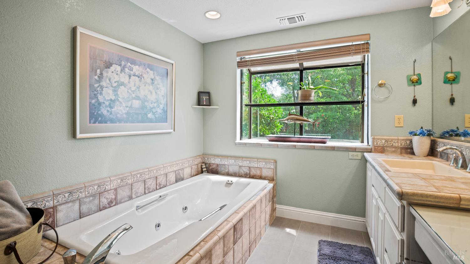 Vacaville, California, 95688, United States, 4 Bedrooms Bedrooms, ,2 BathroomsBathrooms,Residential,For Sale,1857826