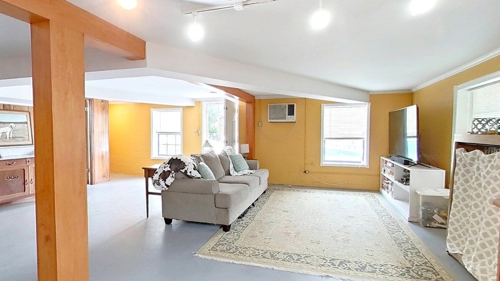 Bainbridge, Georgia, 39817, United States, 4 Bedrooms Bedrooms, ,4 BathroomsBathrooms,Residential,For Sale,1988533