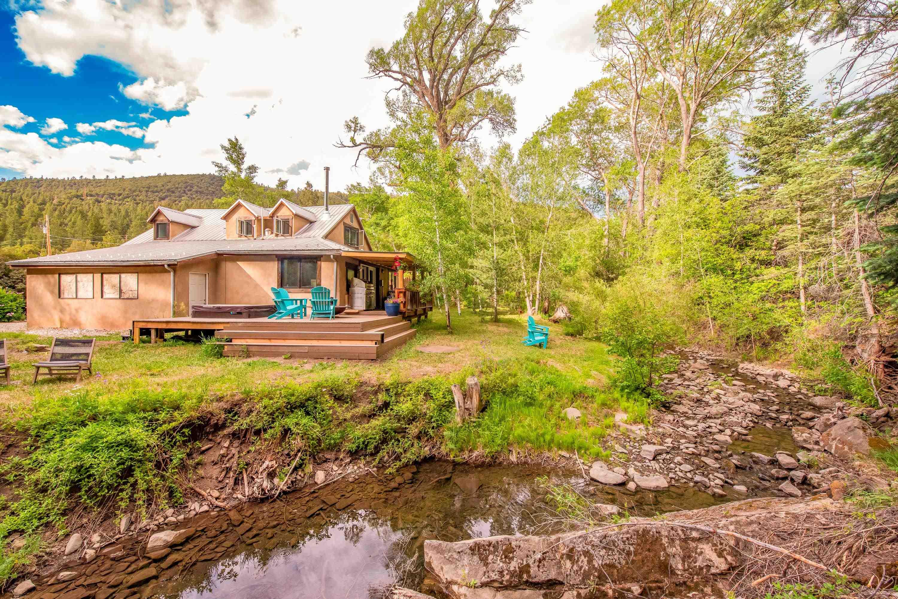 Taos, New Mexico, 87571, United States, 2 Bedrooms Bedrooms, ,2 BathroomsBathrooms,Residential,For Sale,1829499