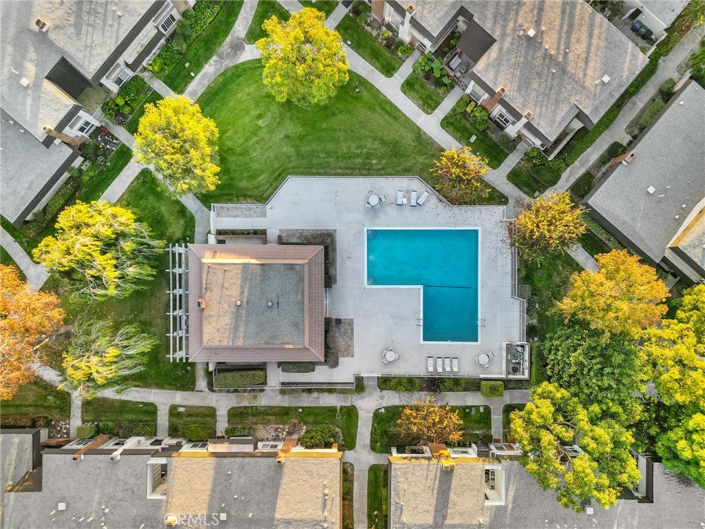 Westminster, California, 92683, United States, 2 Bedrooms Bedrooms, ,2 BathroomsBathrooms,Residential,For Sale,2005504