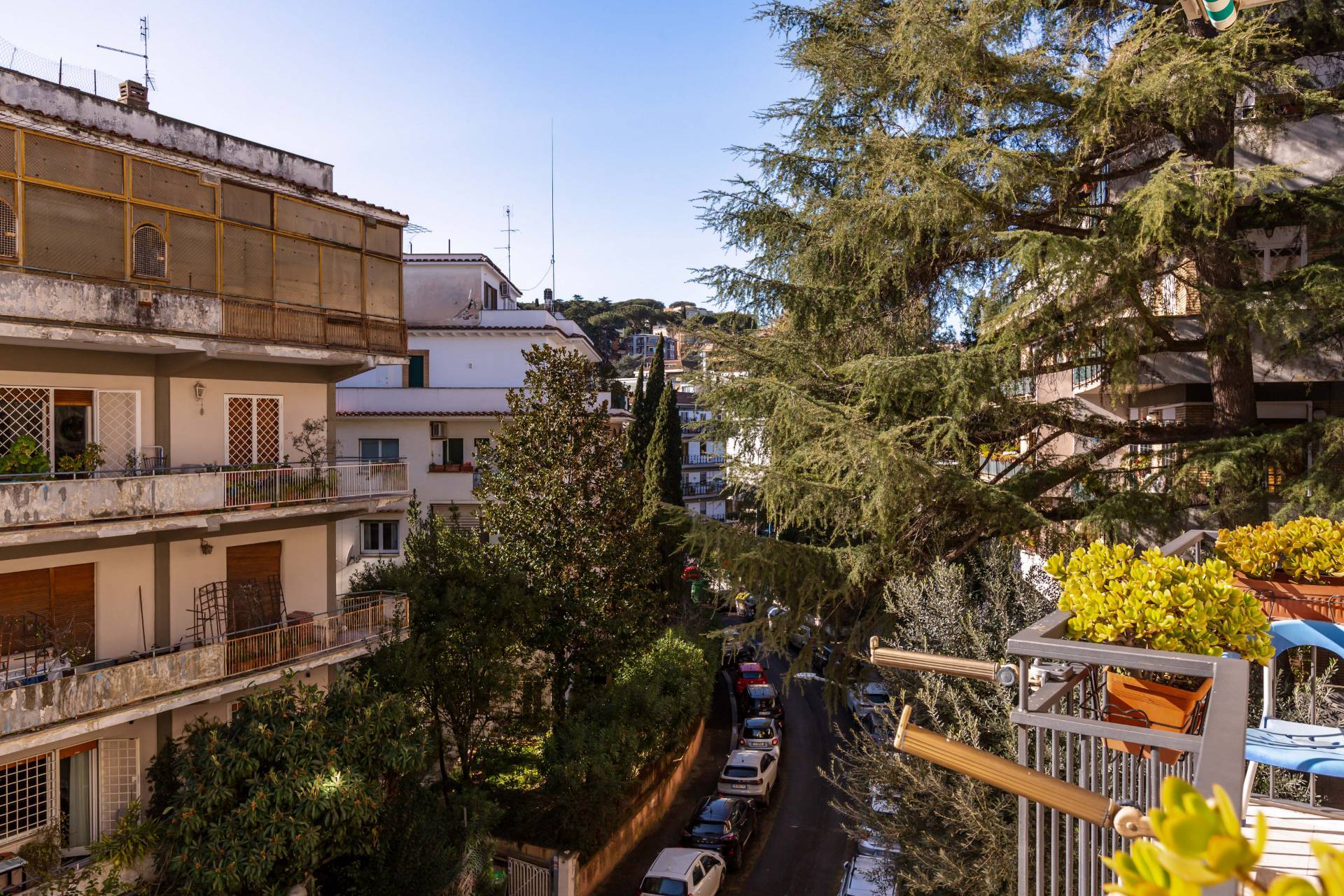 Roma, Roma, 00100, IT, 3 Bedrooms Bedrooms, ,2 BathroomsBathrooms,Residential,For Sale,1877173
