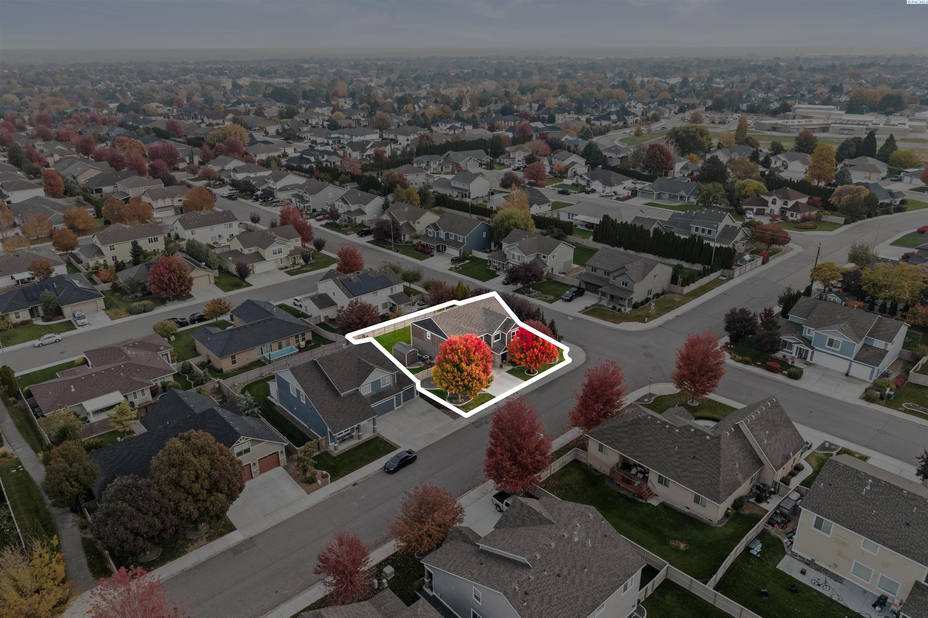 Kennewick, Washington, 99338, United States, 4 Bedrooms Bedrooms, ,3 BathroomsBathrooms,Residential,For Sale,1982934