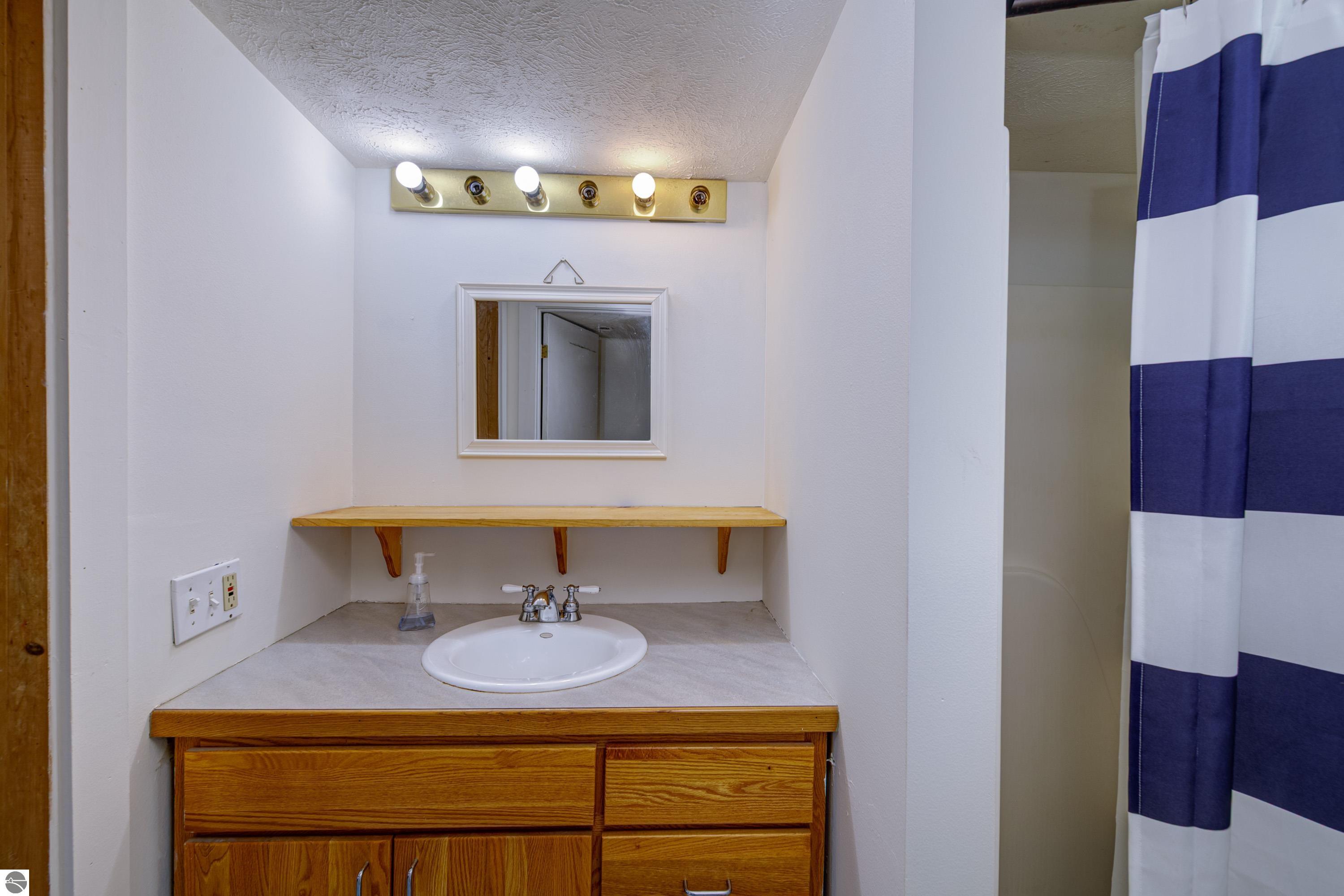 Cedar, Michigan, 49621, United States, 4 Bedrooms Bedrooms, ,2 BathroomsBathrooms,Residential,For Sale,1917119