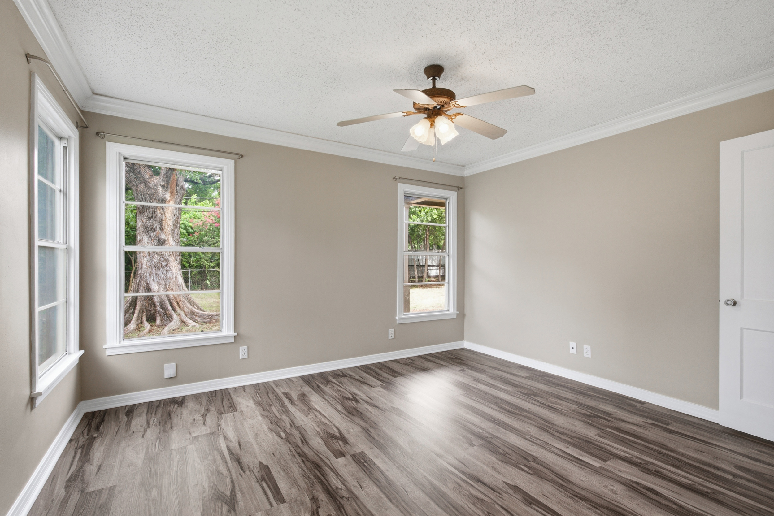  909 Keith Pumphrey Drive, River Oaks, TX, 76114 - 物件實景