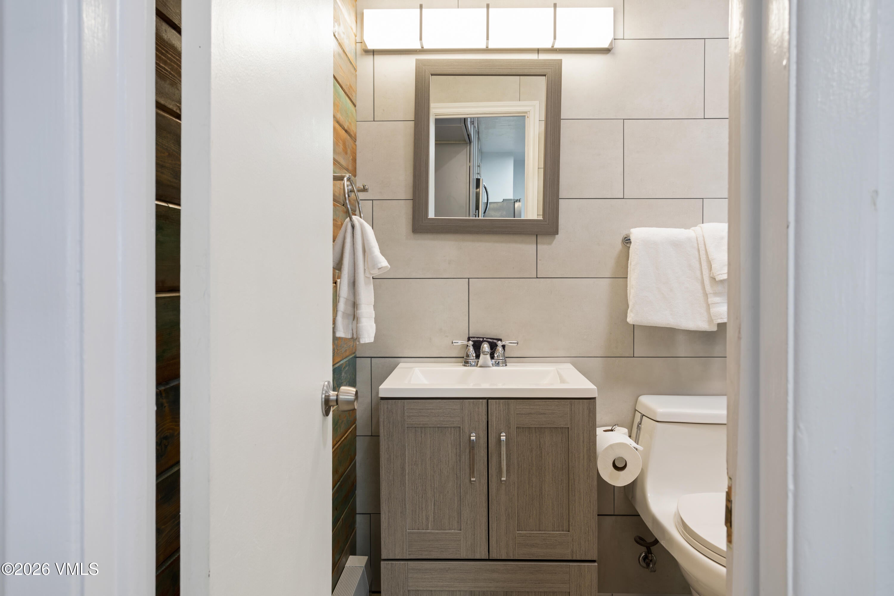 Vail, Colorado, 81657, United States, 2 Bedrooms Bedrooms, ,1 BathroomBathrooms,Residential,For Sale,2011141