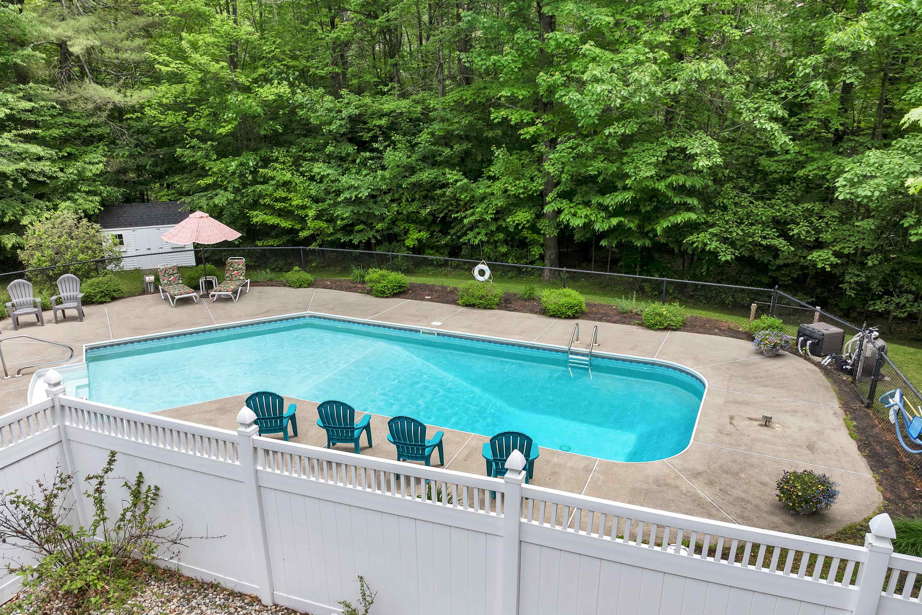 Gilford, New Hampshire, 03249, United States, 4 Bedrooms Bedrooms, ,2 BathroomsBathrooms,Residential,For Sale,1875649