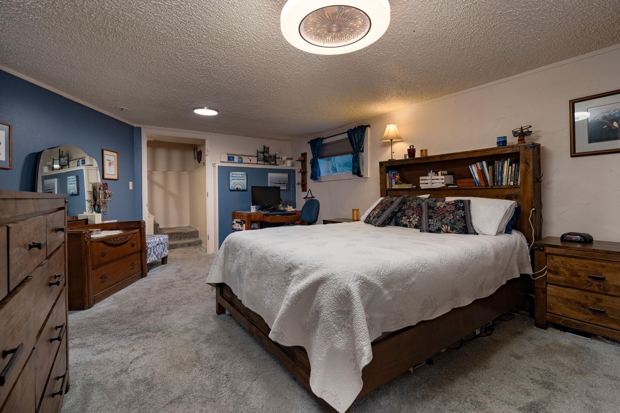 Palisade, Colorado, 81526, United States, 5 Bedrooms Bedrooms, ,6 BathroomsBathrooms,Residential,For Sale,2007514