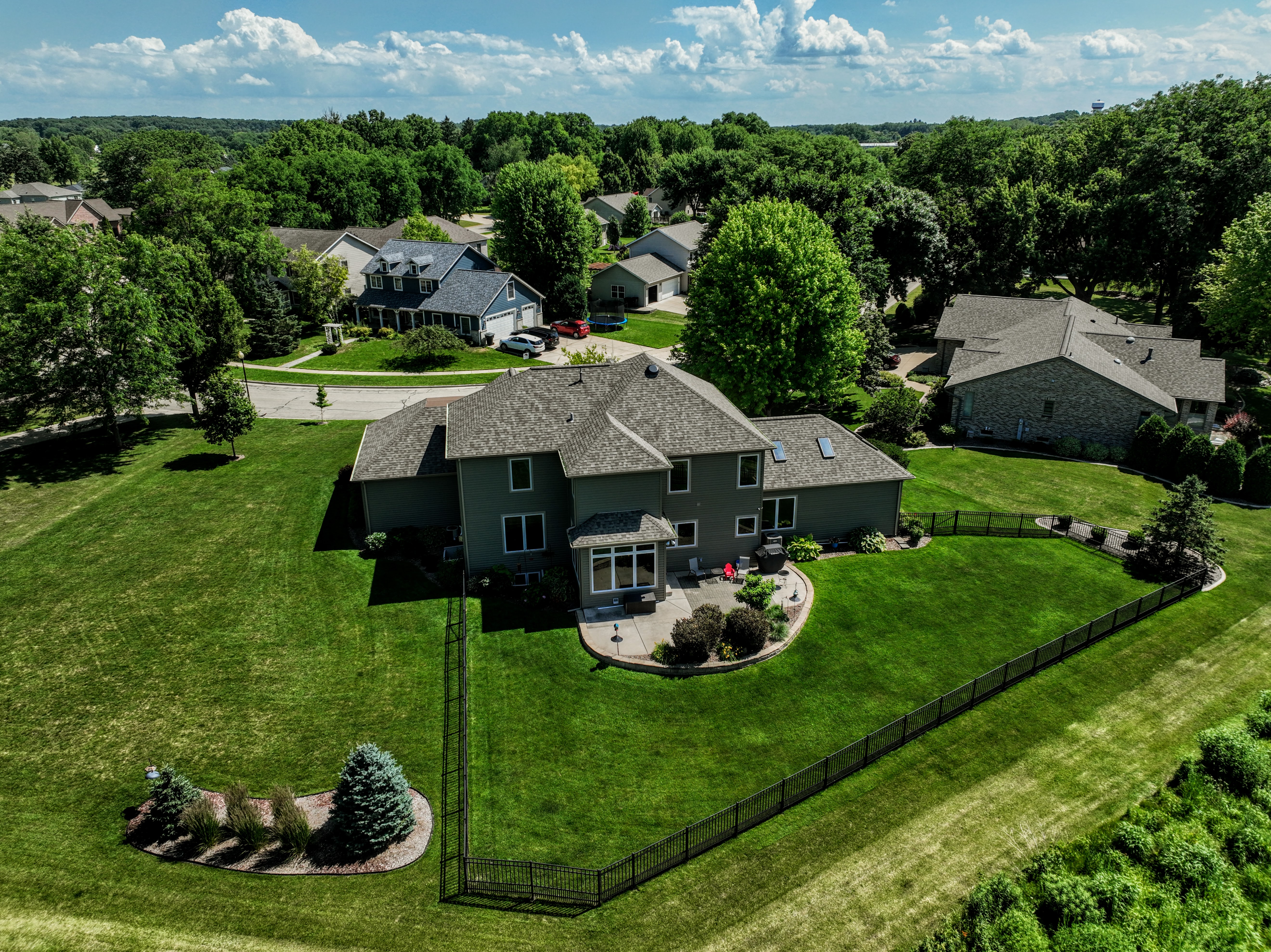 Jefferson, Wisconsin, 53549, United States, 4 Bedrooms Bedrooms, ,4 BathroomsBathrooms,Residential,For Sale,1984363