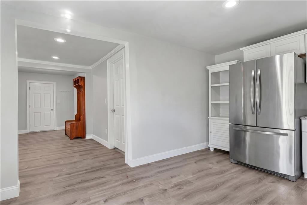 Cumberland, Rhode Island, 02864, United States, 5 Bedrooms Bedrooms, ,4 BathroomsBathrooms,Residential,For Sale,2048135
