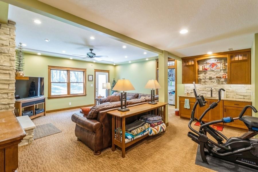 Ames, Iowa, 50014, United States, 3 Bedrooms Bedrooms, ,3 BathroomsBathrooms,Residential,For Sale,2005140