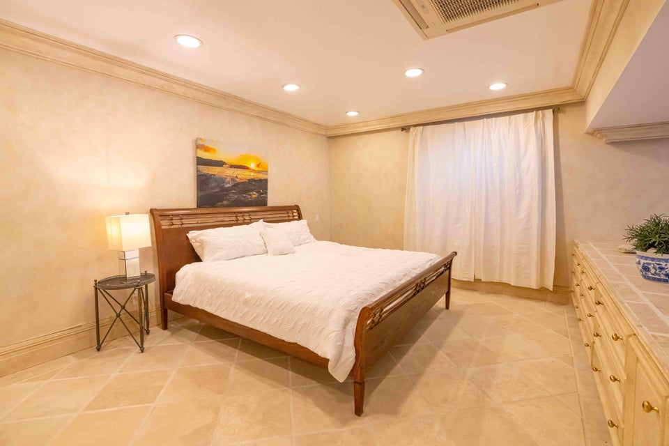 St. Croix, VI, 00820, VI, 7 Bedrooms Bedrooms, ,7 BathroomsBathrooms,Residential,For Sale,1690781