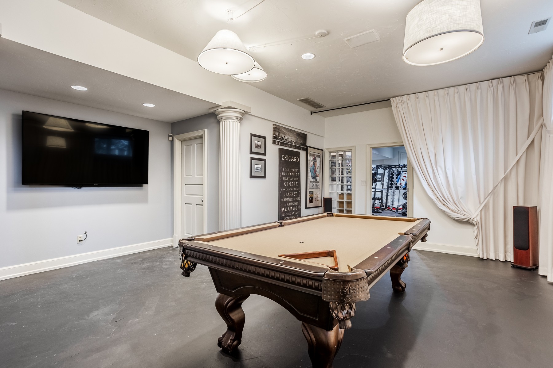  Grand Custom Carmel Home in a Private Secure Neighborhood - 物件實景