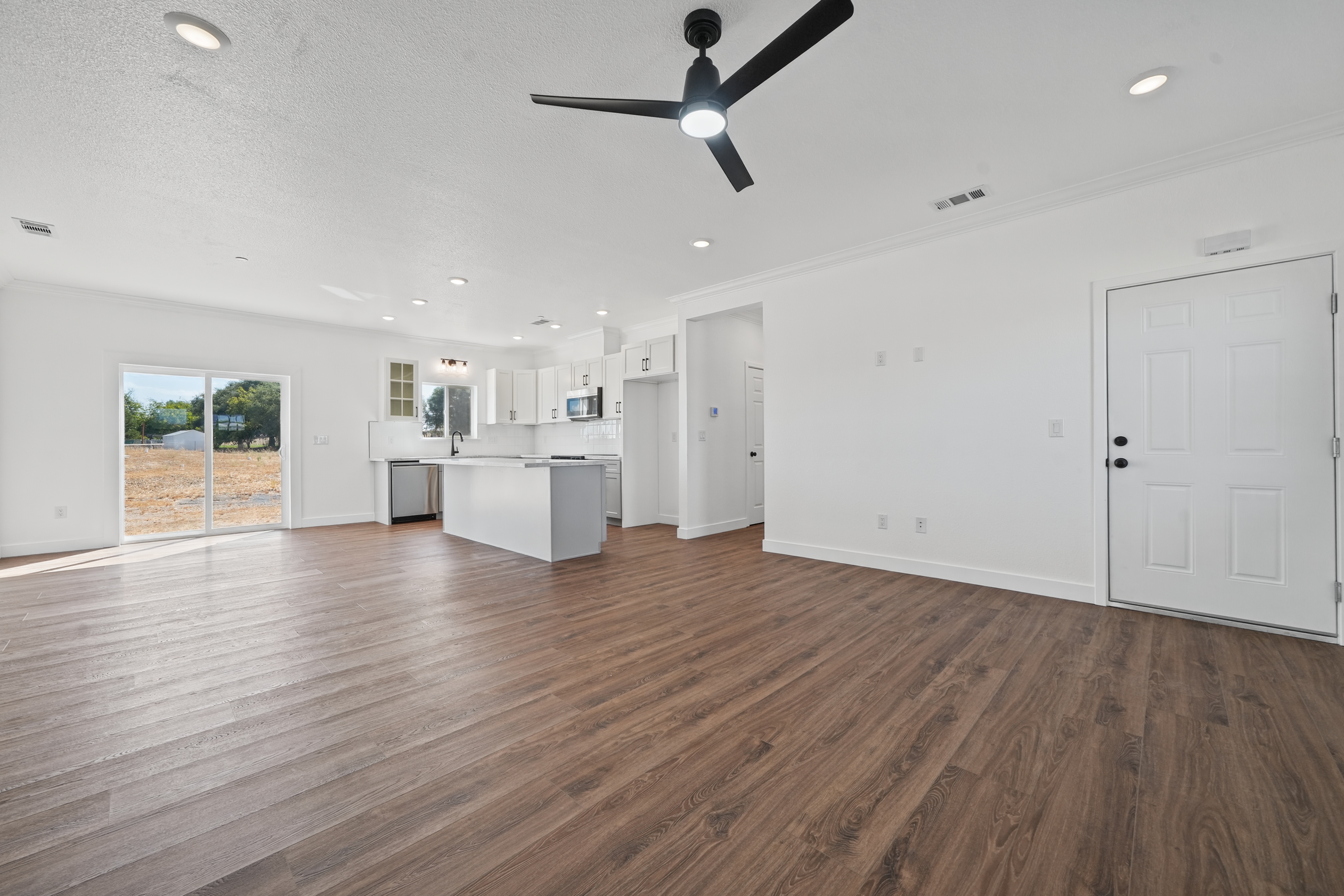  1986 Village Drive, Ione, CA 95640 - 物件實景