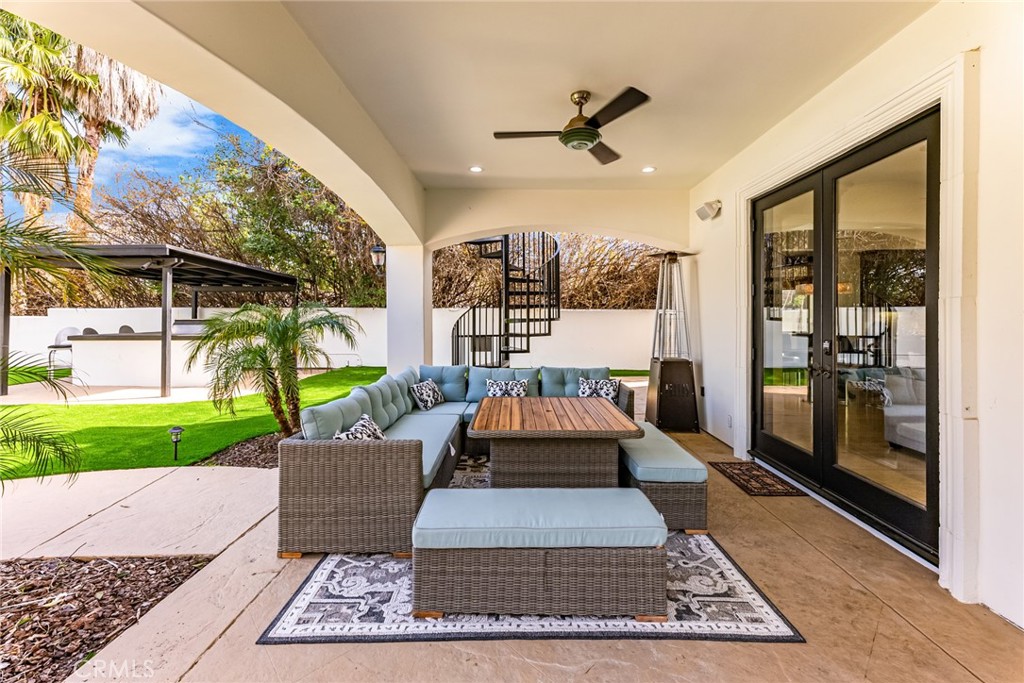 Woodland Hills, California, 91367, United States, 5 Bedrooms Bedrooms, ,6 BathroomsBathrooms,Residential,For Sale,1861197