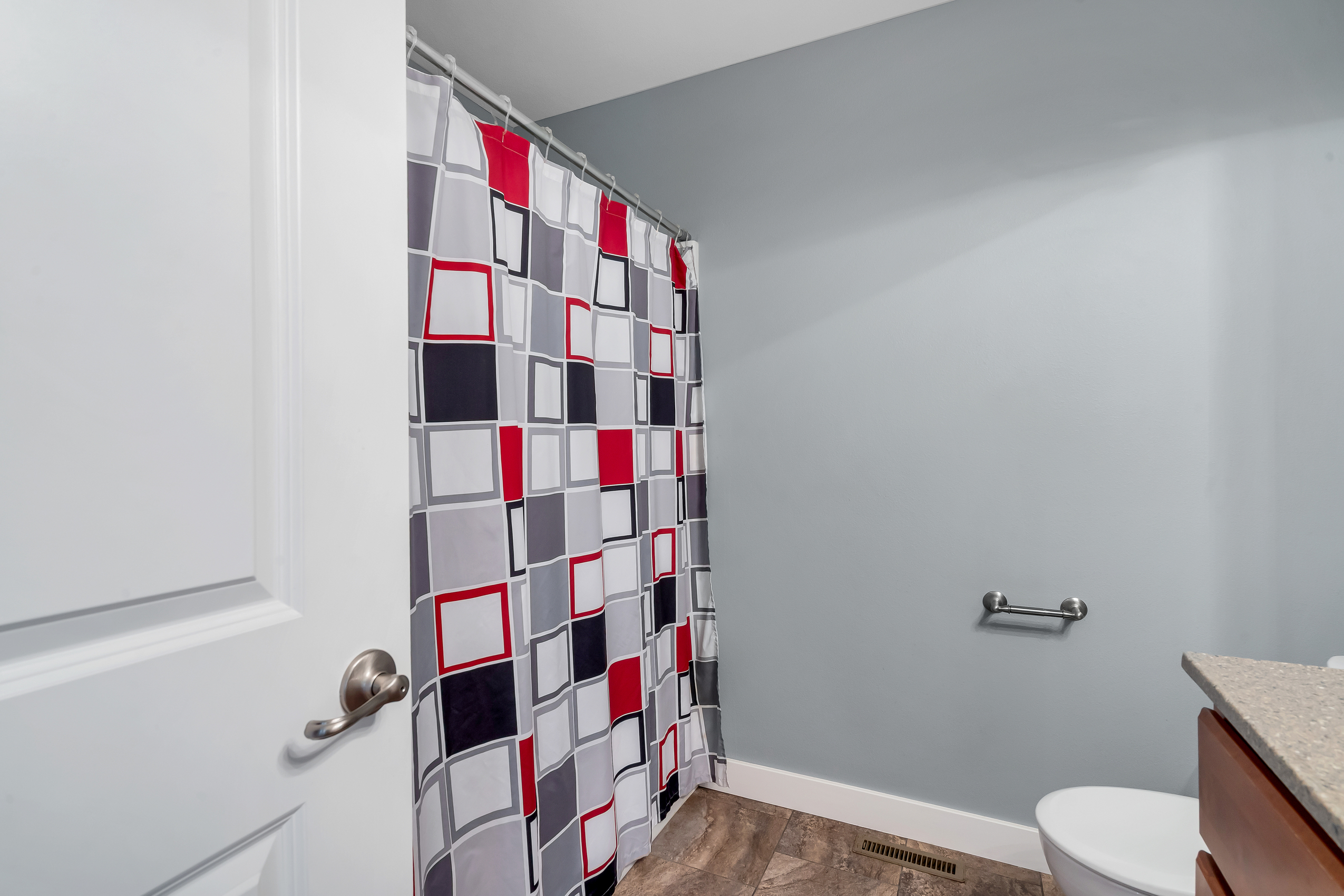 Waterloo, Illinois, 62298, United States, 5 Bedrooms Bedrooms, ,4 BathroomsBathrooms,Residential,For Sale,1978838