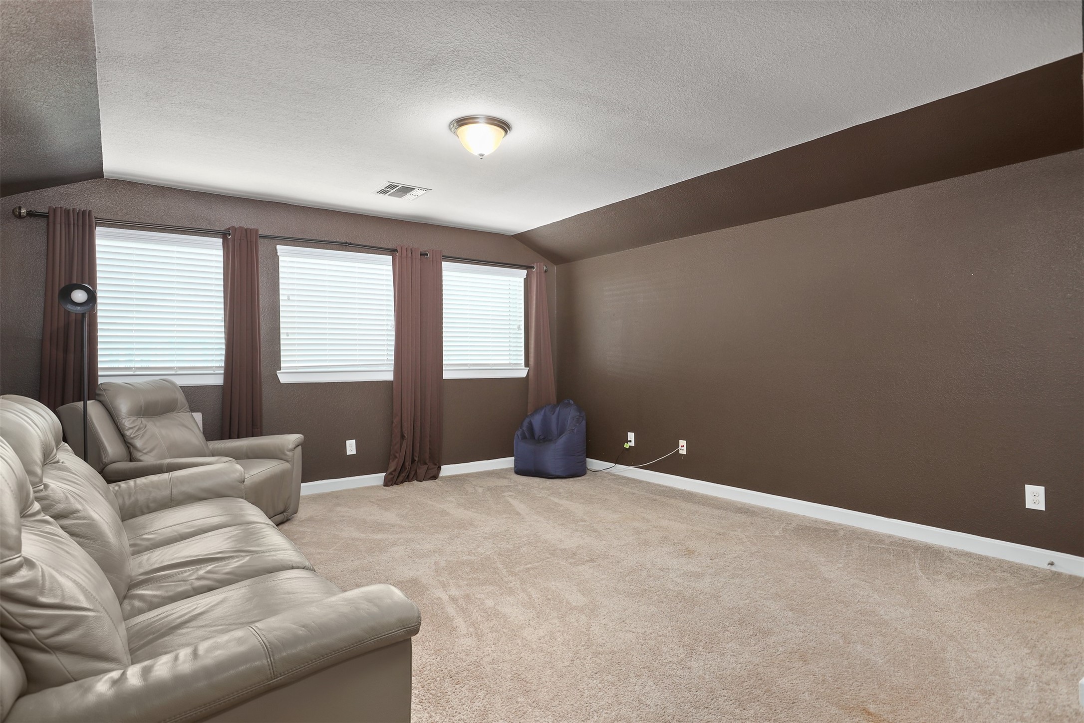 Texas City, Texas, 77590, United States, 3 Bedrooms Bedrooms, ,3 BathroomsBathrooms,Residential,For Sale,1795463